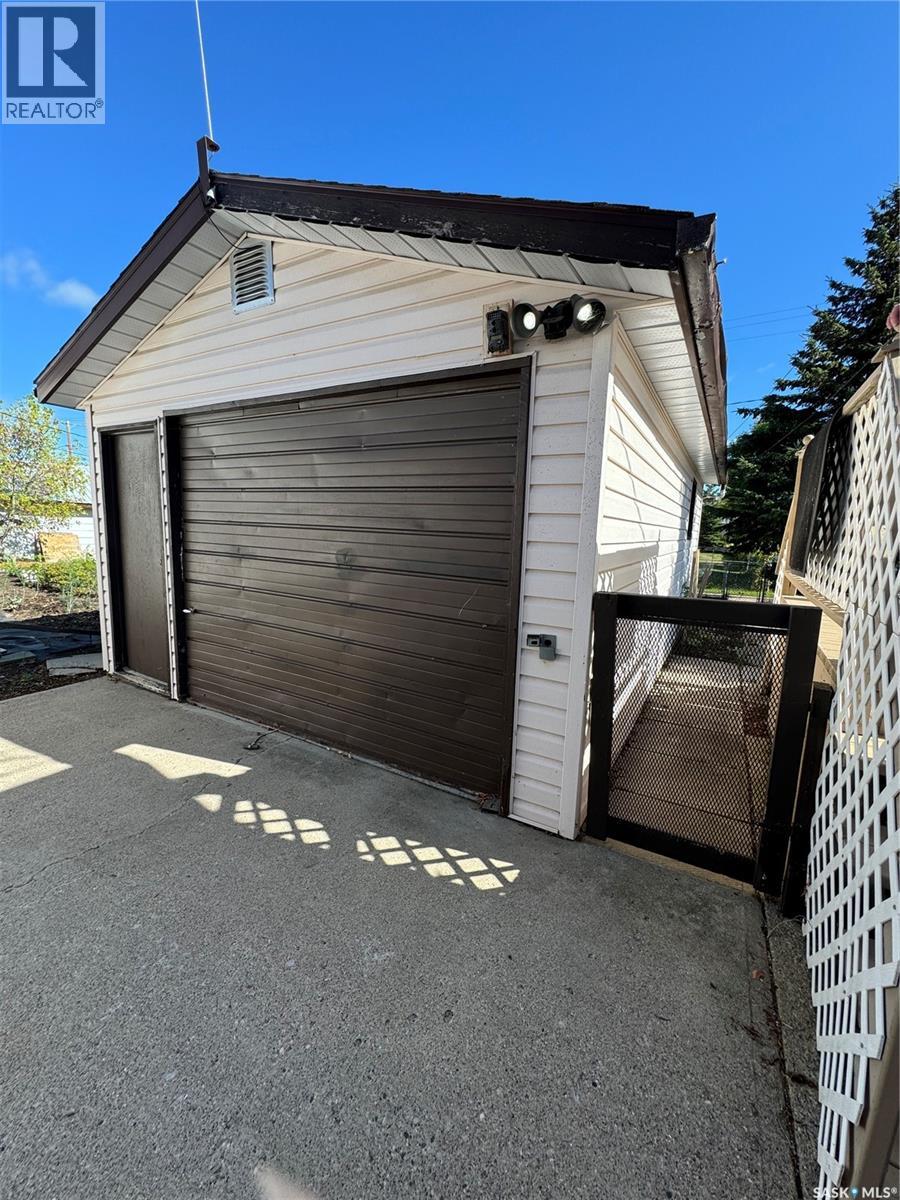 710 Prince Street, Hudson Bay, Saskatchewan  S0E 0Y0 - Photo 6 - SK018418