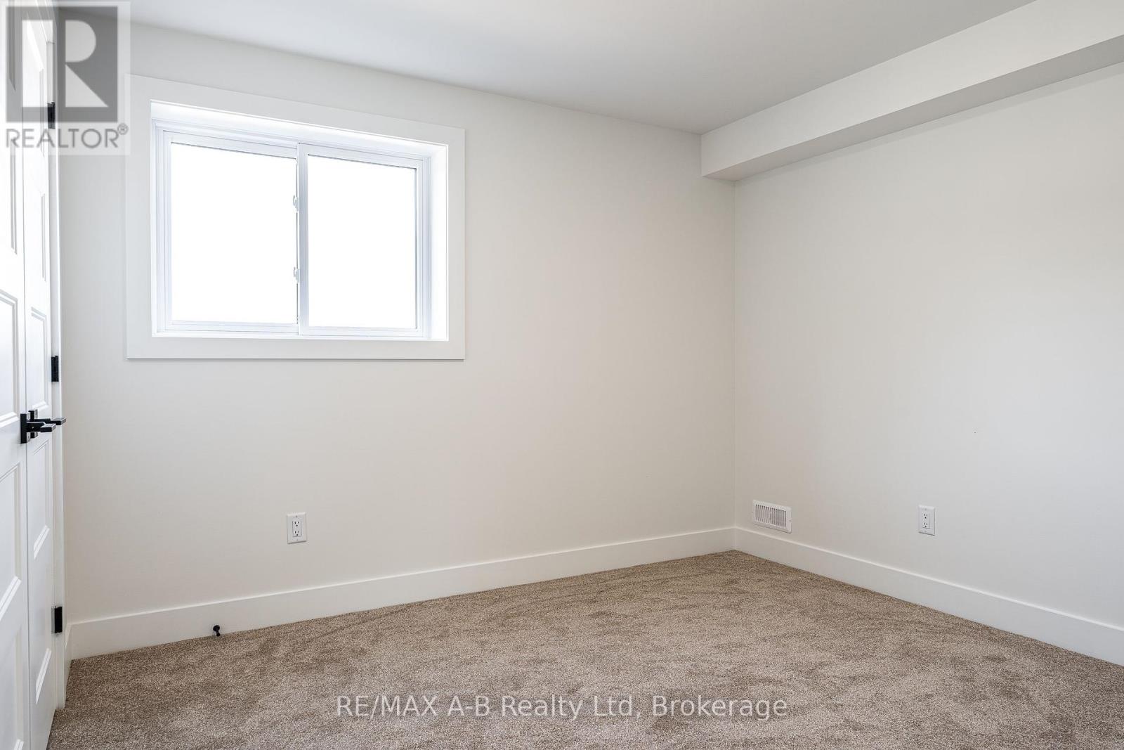 144 Hooper Street, St. Marys, Ontario  N4X 0C1 - Photo 40 - X12111999