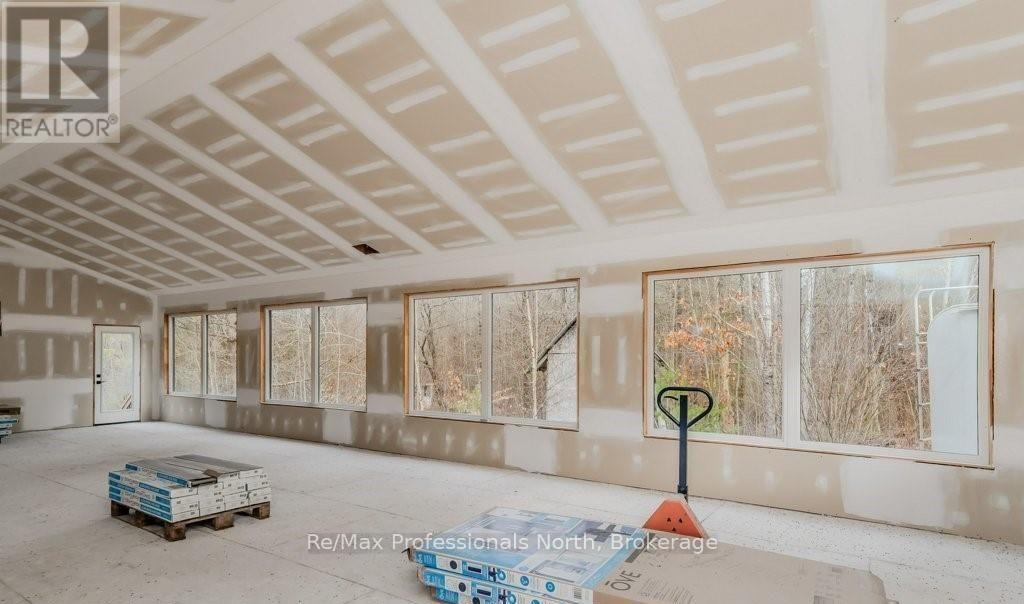 2180-2186 Highway 141, Muskoka Lakes, Ontario  P0B 1L0 - Photo 18 - X12409702
