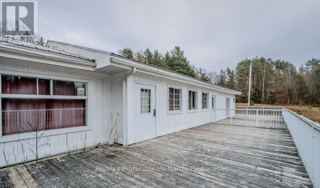 2180-2186 Highway 141, Muskoka Lakes, Ontario  P0B 1L0 - Photo 7 - X12409702