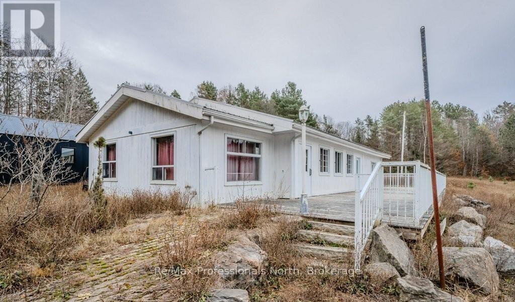 2180-2186 Highway 141, Muskoka Lakes, Ontario  P0B 1M0 - Photo 27 - X12409713