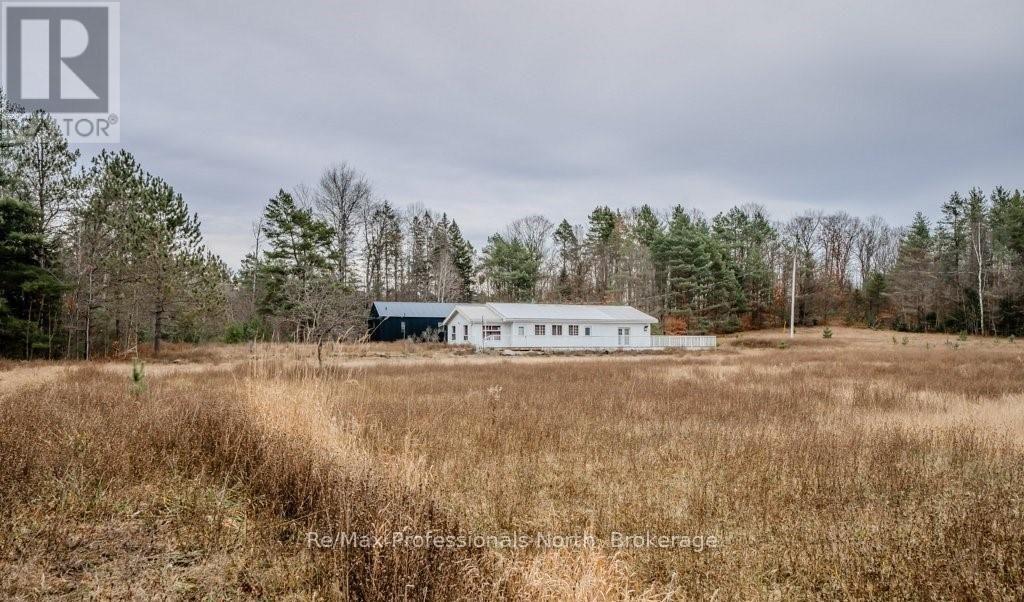 2180-2186 Highway 141, Muskoka Lakes, Ontario  P0B 1M0 - Photo 41 - X12409713
