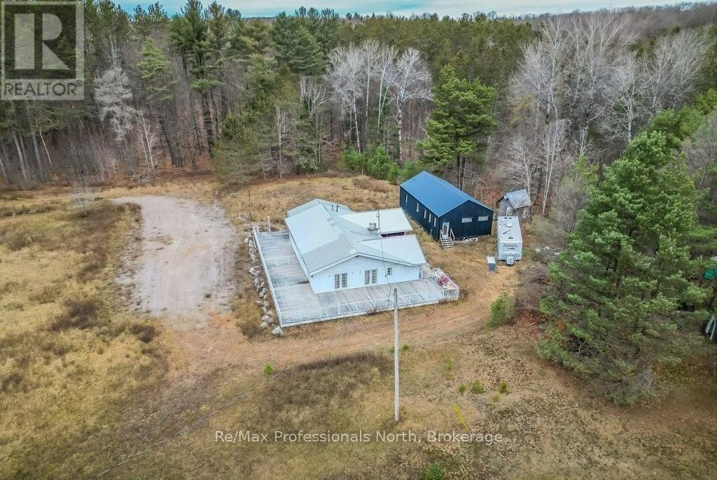 2180-2186 Highway 141, Muskoka Lakes, Ontario  P0B 1M0 - Photo 9 - X12409713