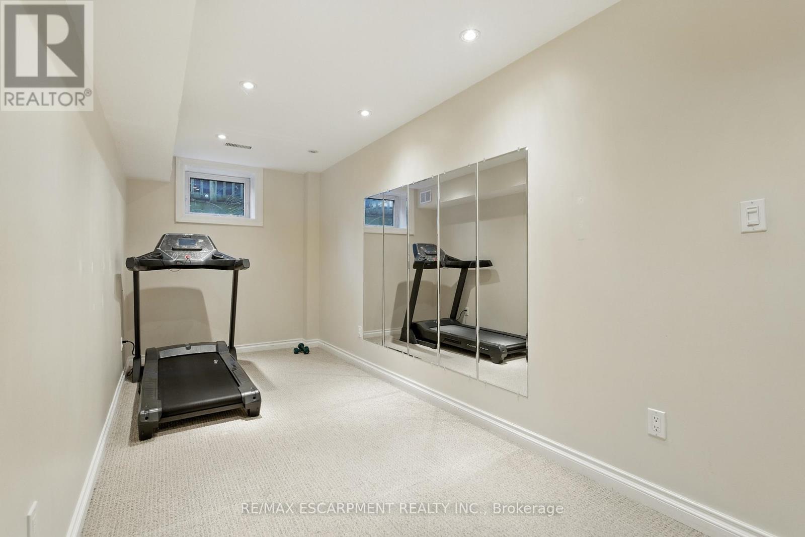 219 Delta Street, Toronto, Ontario  M8W 4E7 - Photo 31 - W12411727