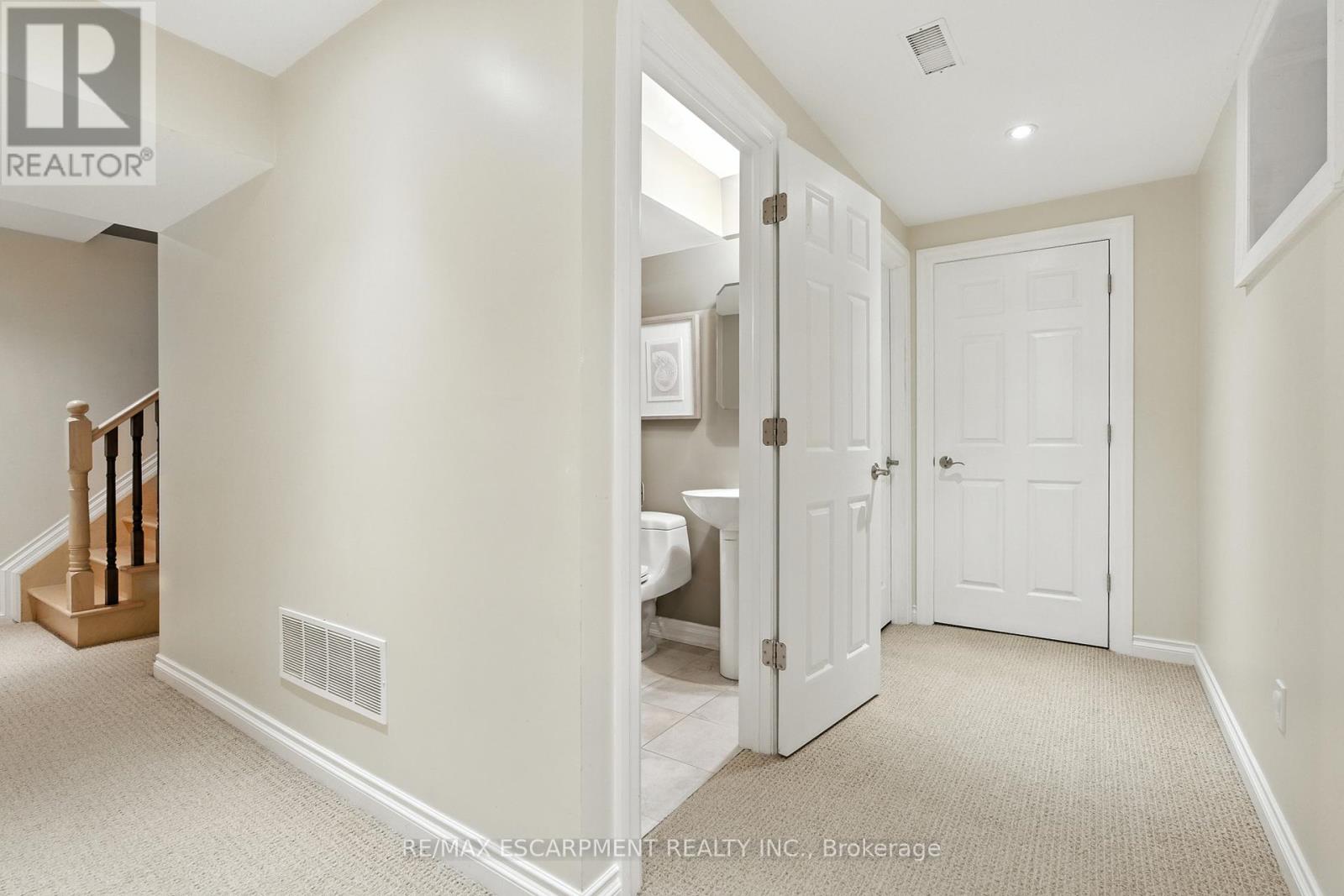 219 Delta Street, Toronto, Ontario  M8W 4E7 - Photo 35 - W12411727