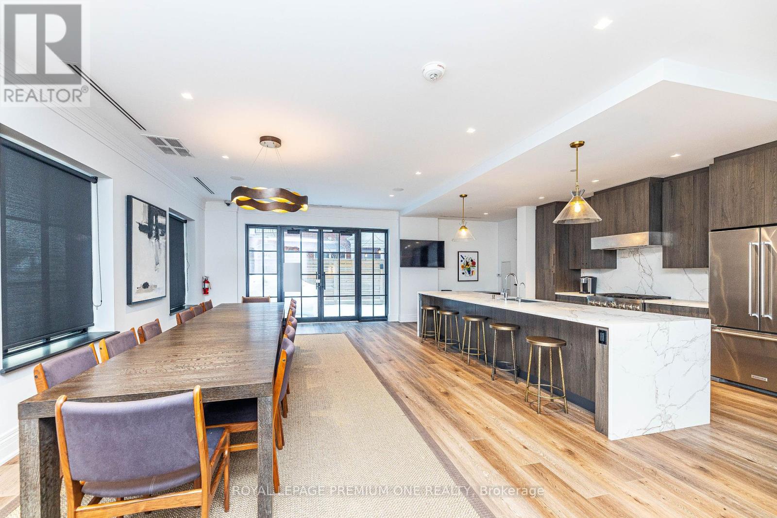 703 - 571 Prince Edward Drive N, Toronto, Ontario  M8X 0A1 - Photo 21 - W12411772