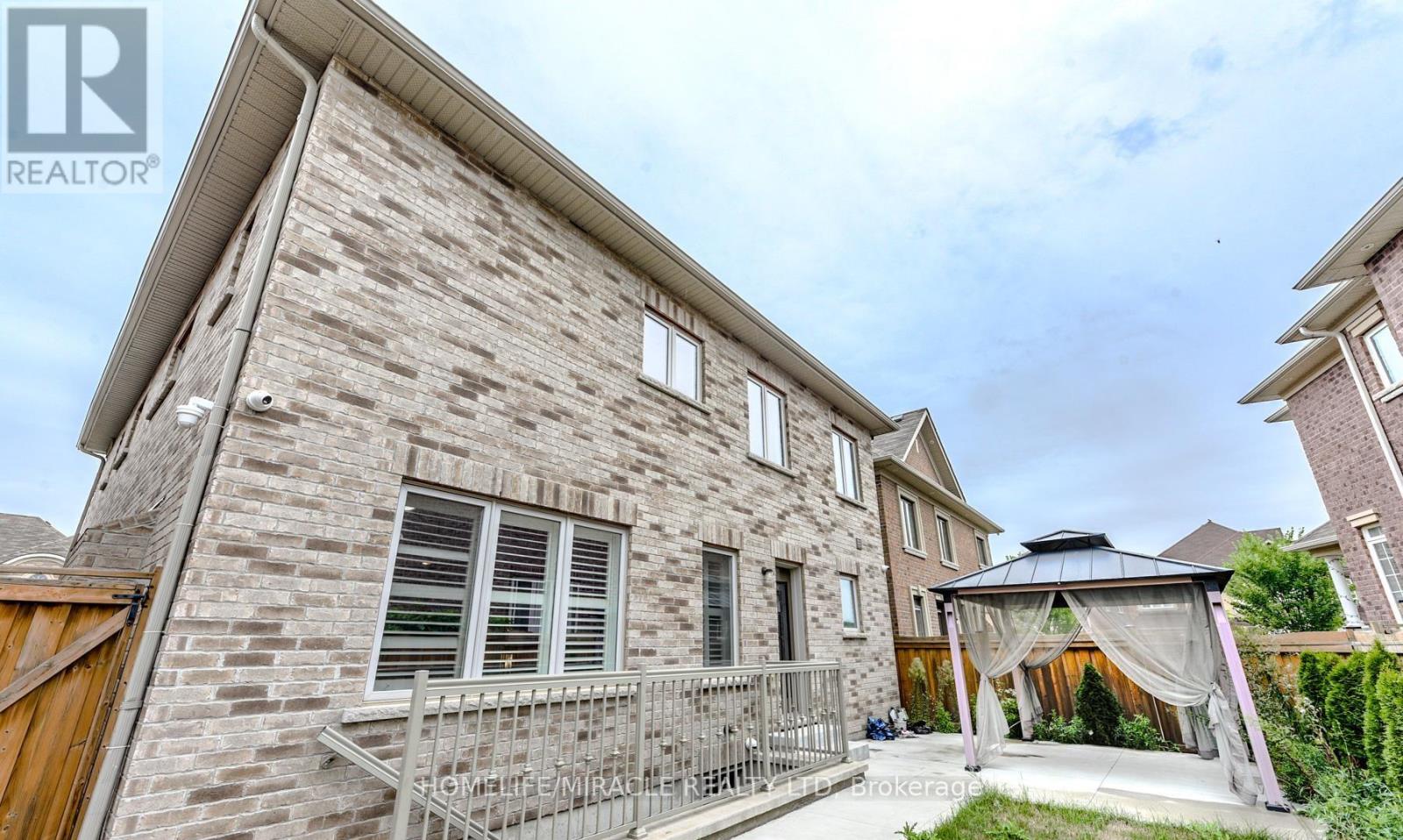 61 Bucksaw Street, Brampton, Ontario  L7A 4P8 - Photo 43 - W12411789