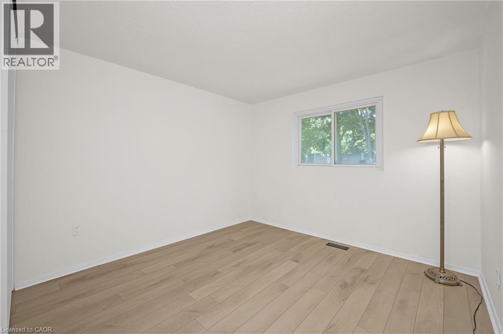 815 Sweetwater Crescent, Mississauga, Ontario  L5H 4A7 - Photo 24 - 40771287