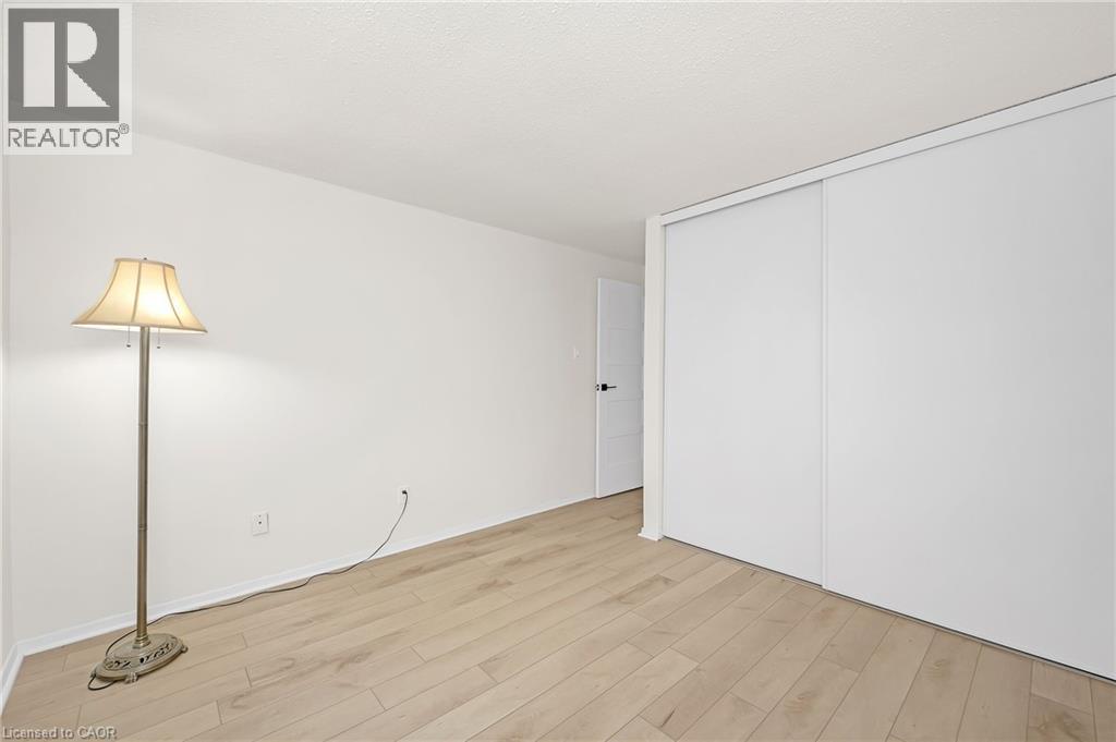 815 Sweetwater Crescent, Mississauga, Ontario  L5H 4A7 - Photo 25 - 40771287