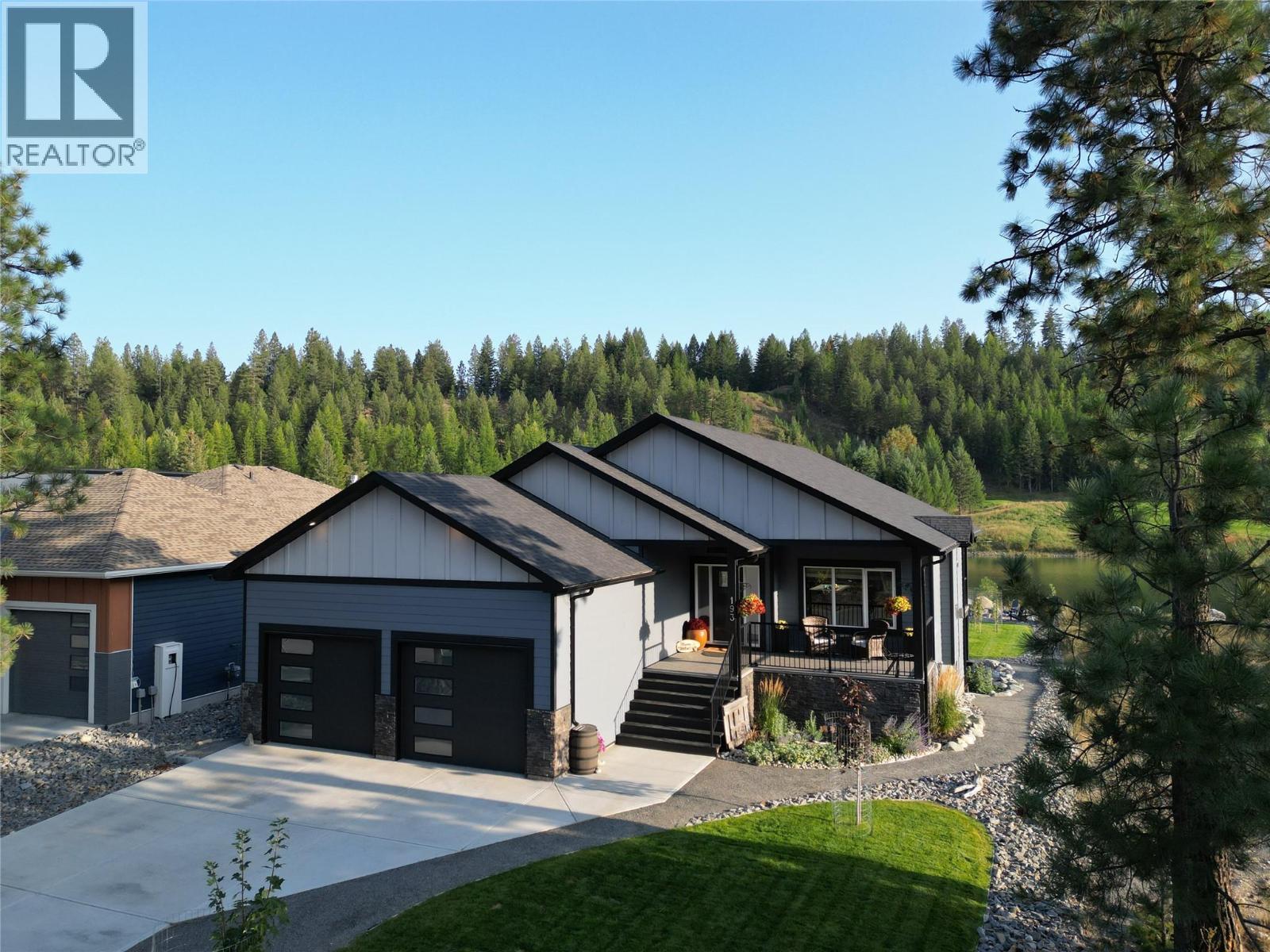 193 Shadow Mountain Boulevard, Cranbrook, British Columbia  V1C 0C6 - Photo 2 - 10363177