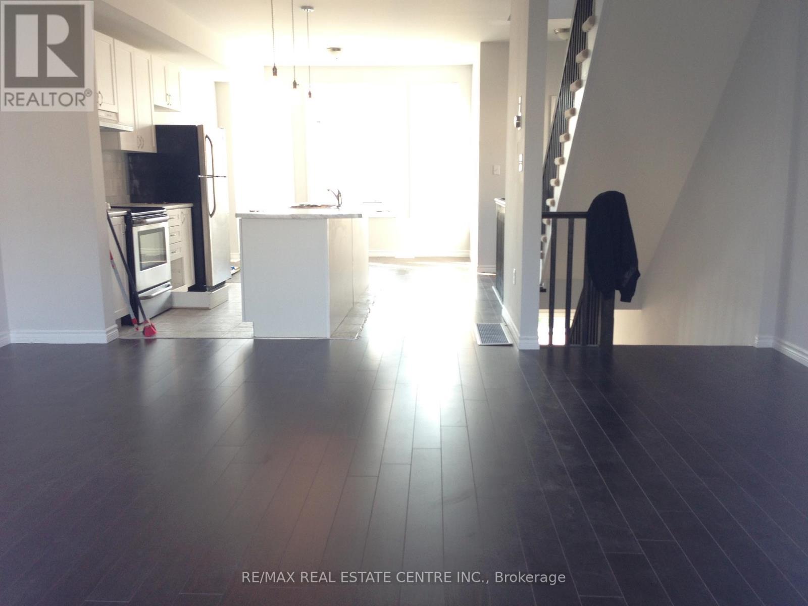 27 - 100 Chester Drive, Cambridge, Ontario  N1T 0C8 - Photo 12 - X12411721