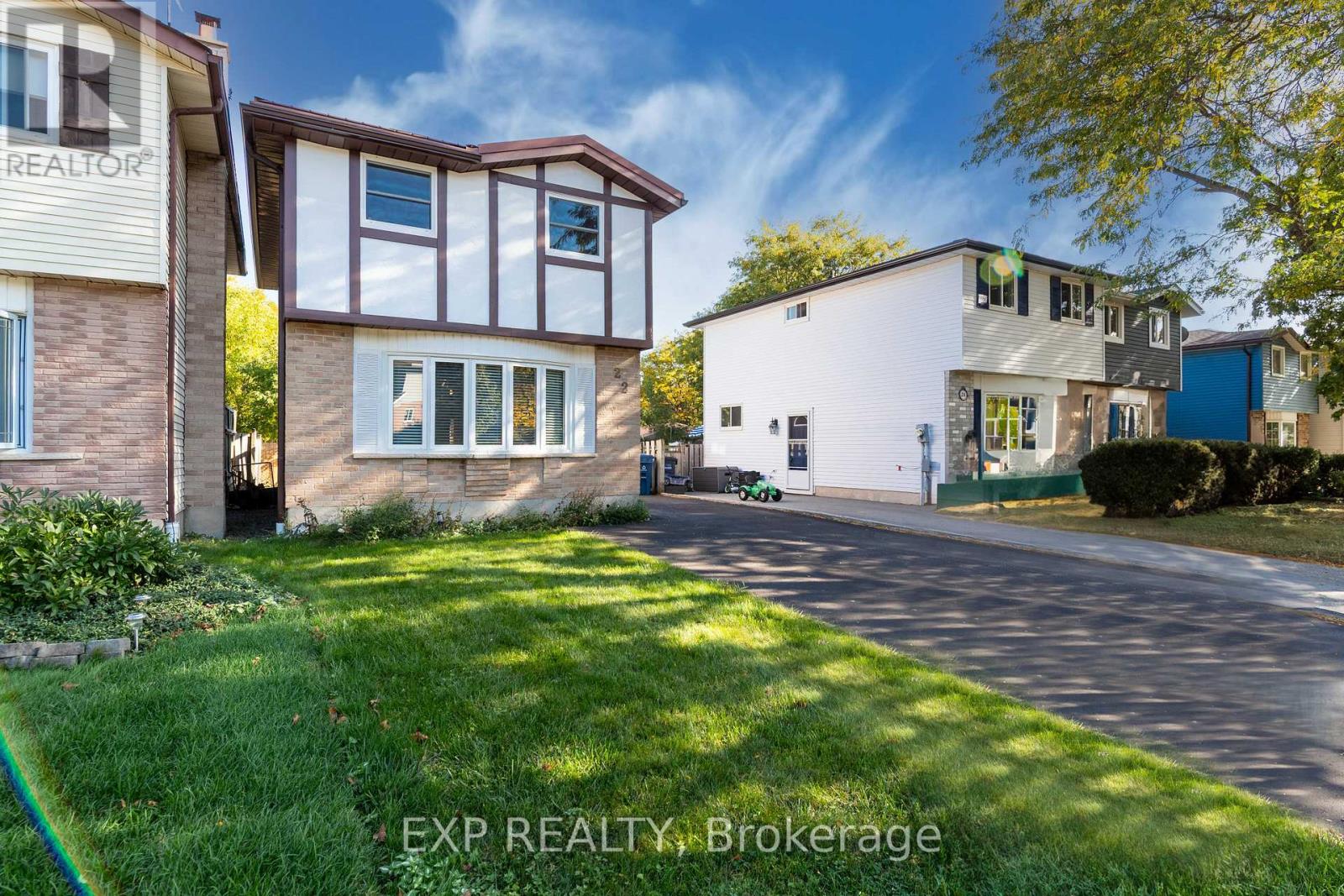 Property at 22 UPTON CRESCENT image 1