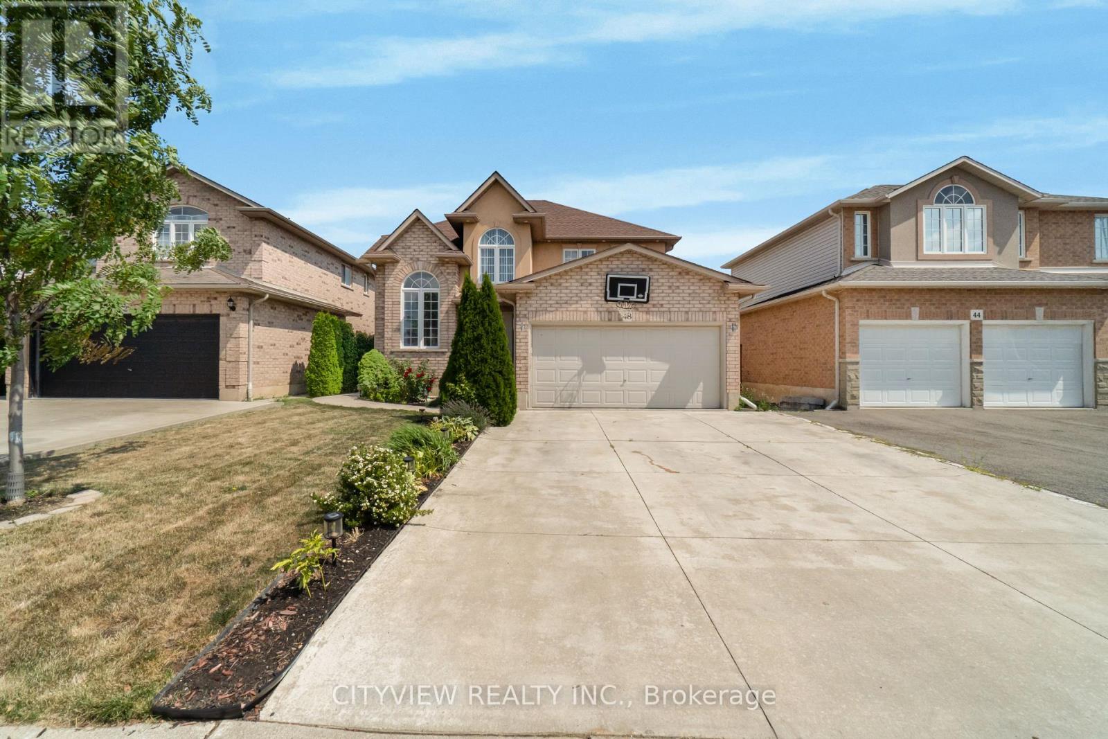48 Nashville Circle, Hamilton, Ontario  L8G 5H2 - Photo 7 - X12411726