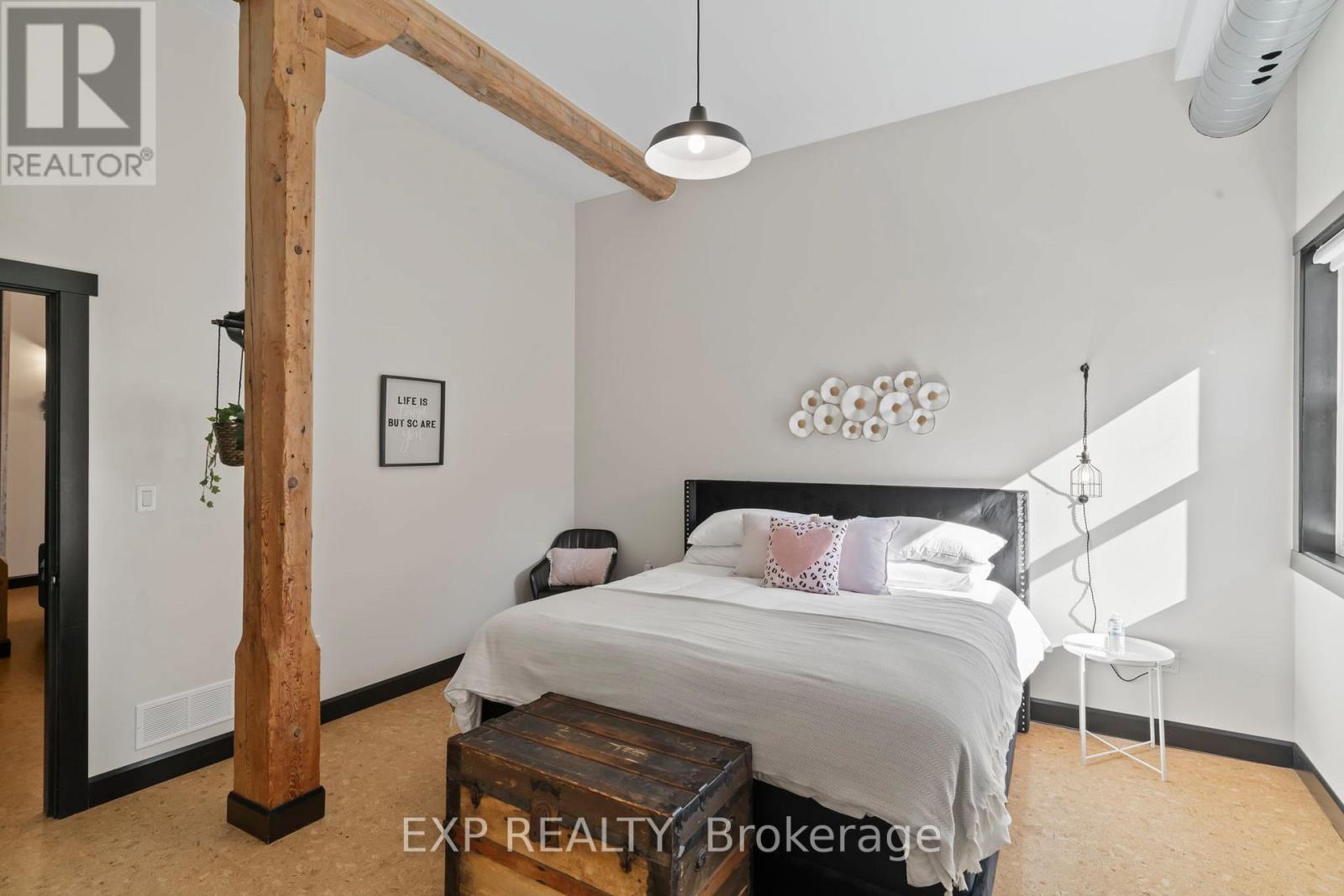 33 Andrew Street, South Bruce, Ontario  N0G 2S0 - Photo 13 - X12411730