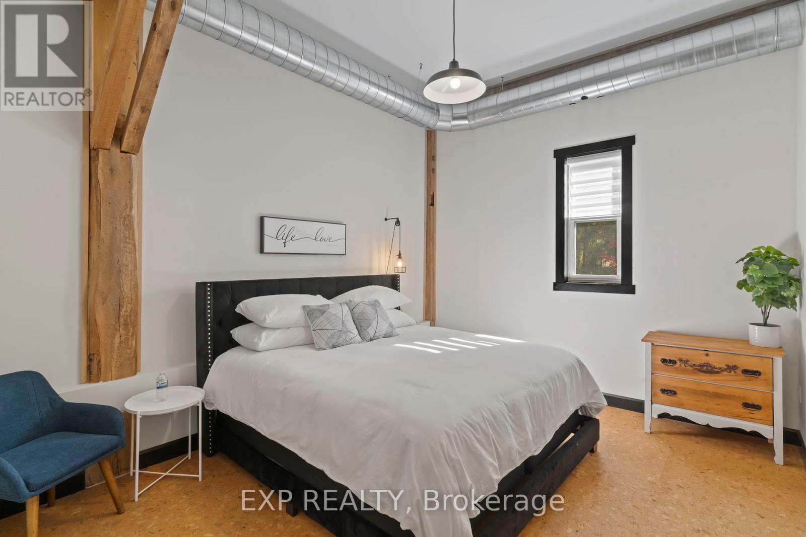 33 Andrew Street, South Bruce, Ontario  N0G 2S0 - Photo 15 - X12411730