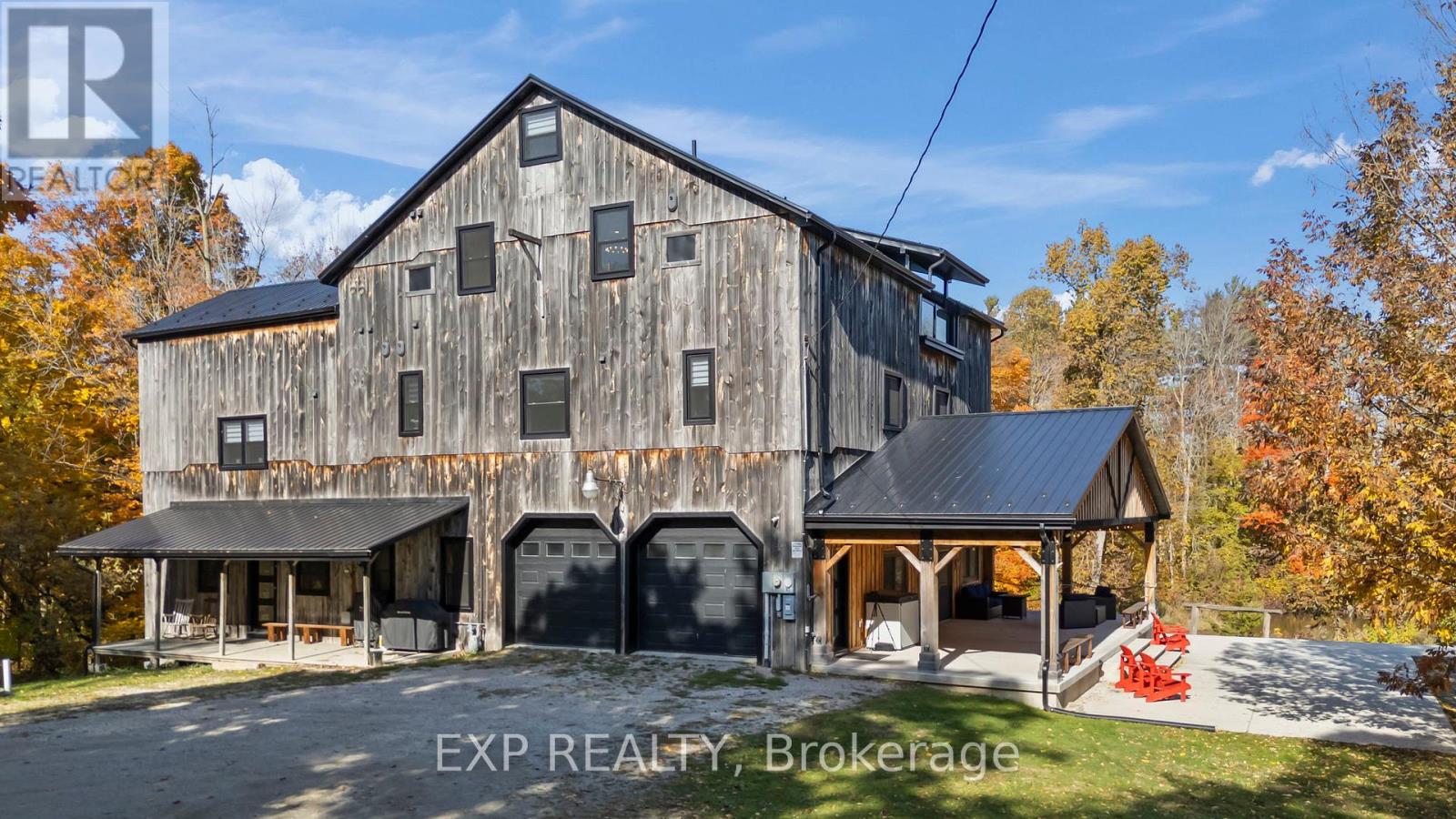 33 Andrew Street, South Bruce, Ontario  N0G 2S0 - Photo 2 - X12411730