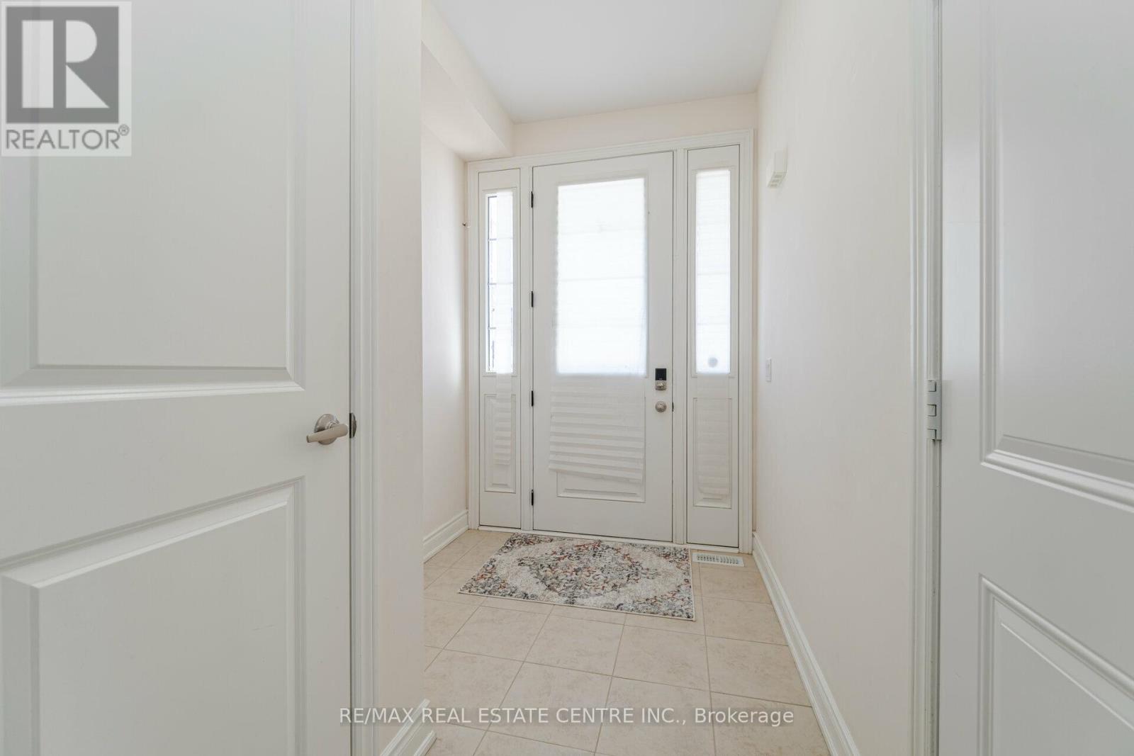 84 Heming Trail, Hamilton, Ontario  L9K 0H8 - Photo 2 - X12411763