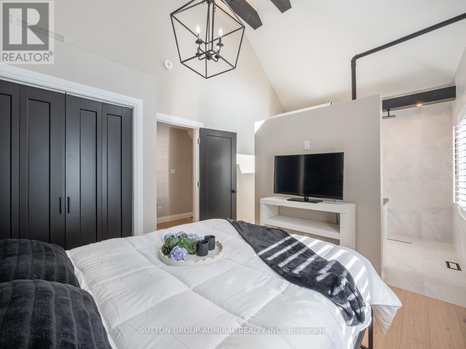 187 Rosslyn Avenue S, Hamilton (Delta), Ontario  L8M 3J4 - Photo 19 - X12411771