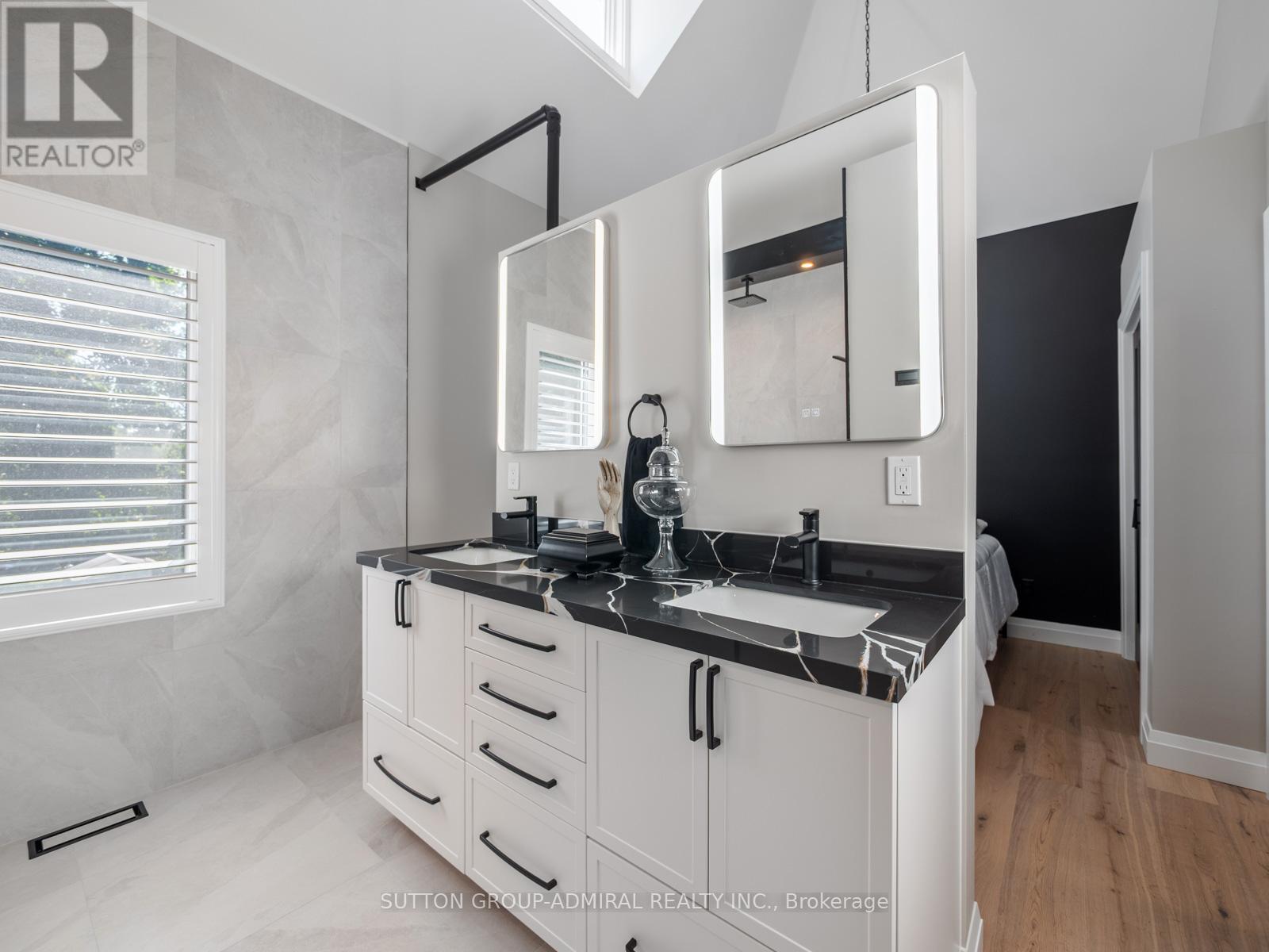 187 Rosslyn Avenue S, Hamilton (Delta), Ontario  L8M 3J4 - Photo 20 - X12411771