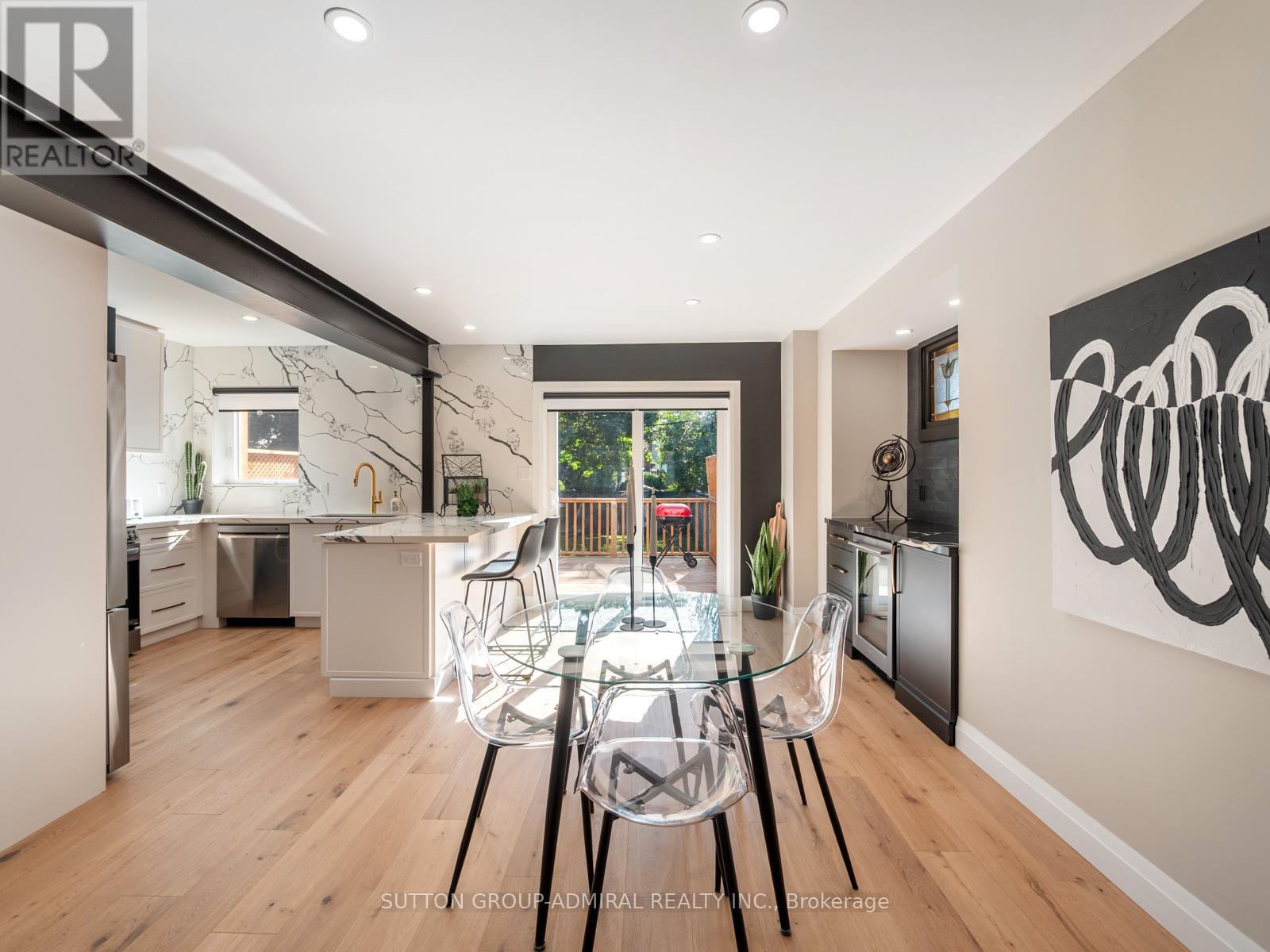187 Rosslyn Avenue S, Hamilton (Delta), Ontario  L8M 3J4 - Photo 6 - X12411771