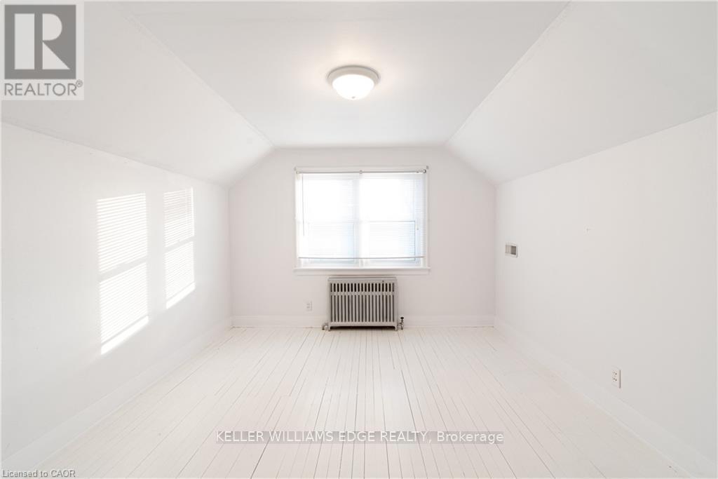 75 Silver Street, Port Colborne, Ontario  L3K 4S4 - Photo 13 - X12411800