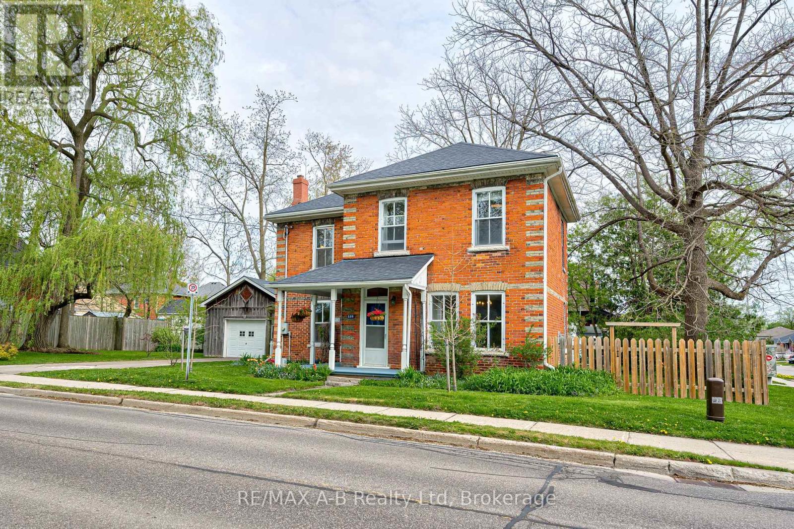 258 DOURO STREET, Stratford, Ontario