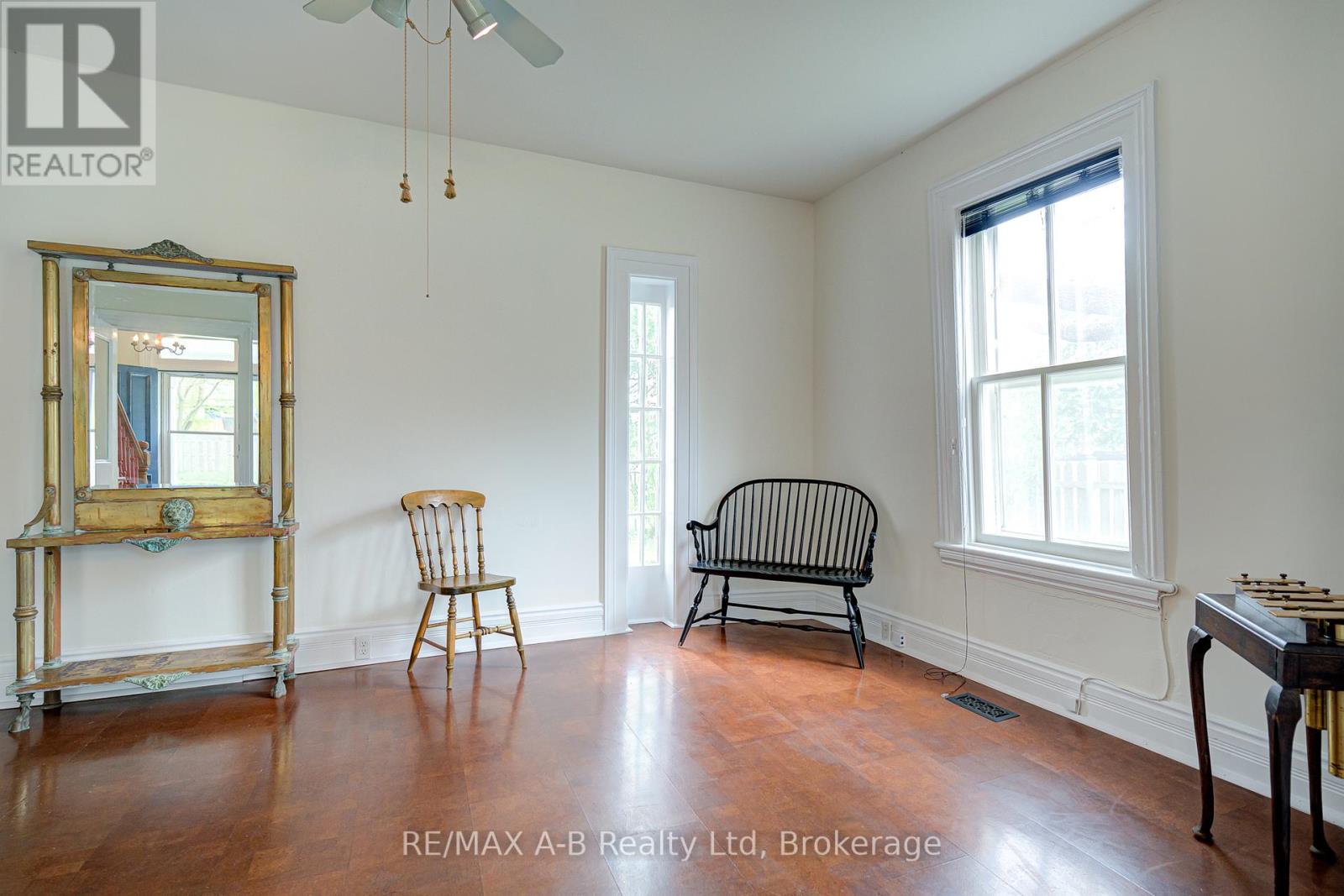 258 Douro Street, Stratford, Ontario  N5A 3S3 - Photo 21 - X12412091