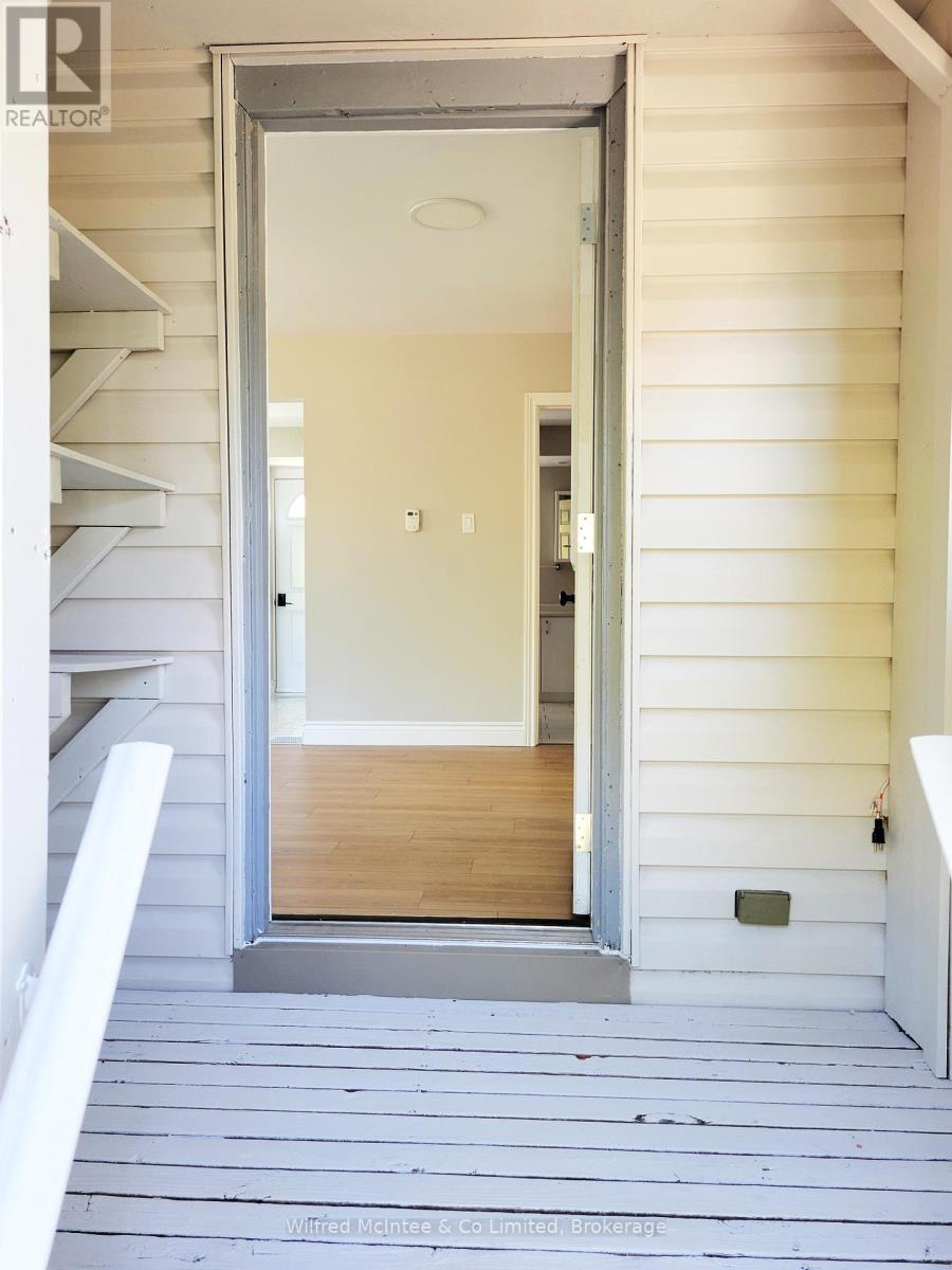 104 Meadows Drive, West Grey, Ontario  N4N 3B8 - Photo 17 - X12412124