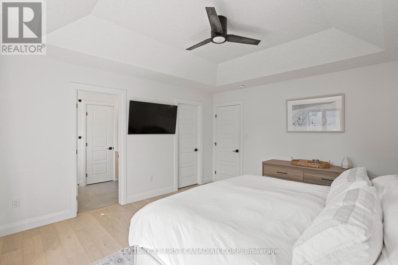 994 Riverbend Road, London South, Ontario  N6K 0J3 - Photo 24 - X12412120