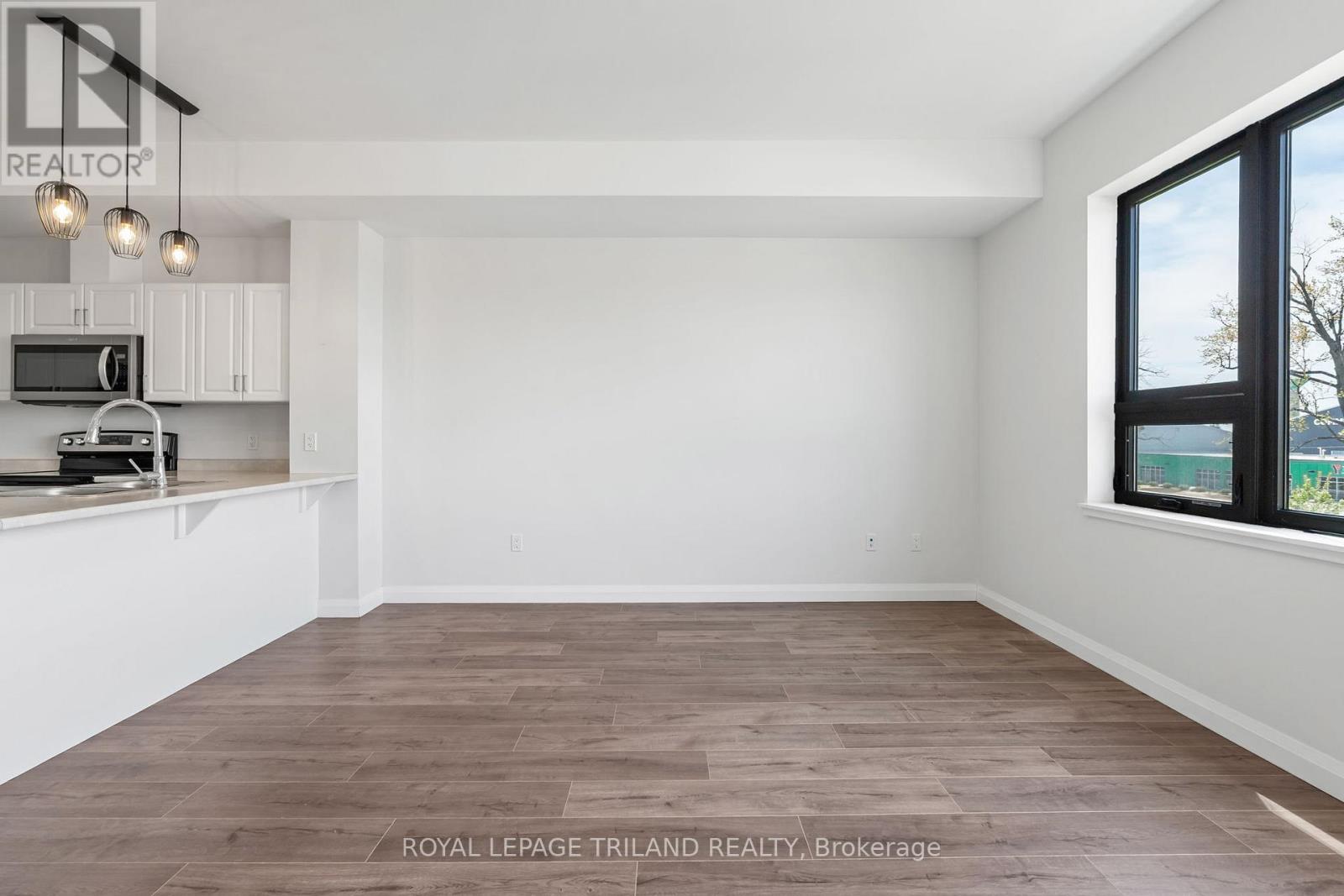 305 - 263 Butler Street, Lucan Biddulph, Ontario  N0M 2J0 - Photo 26 - X12412166
