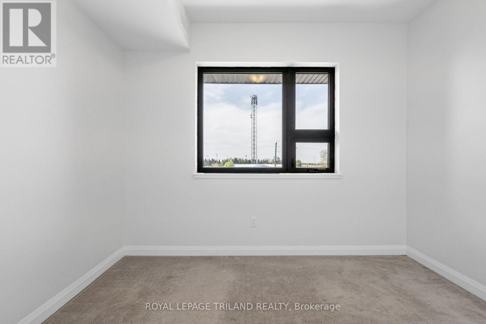 305 - 263 Butler Street, Lucan Biddulph, Ontario  N0M 2J0 - Photo 33 - X12412166