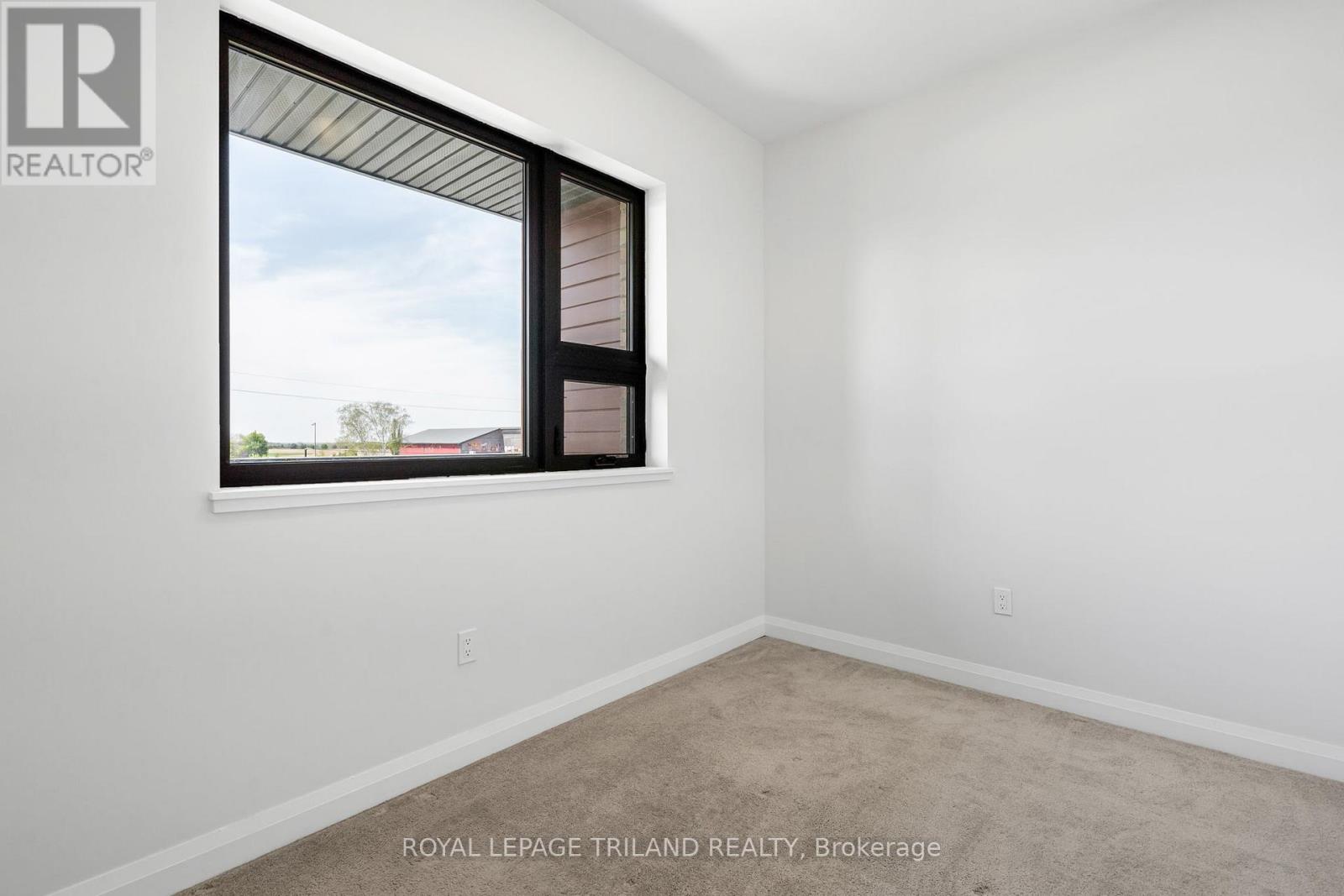 305 - 263 Butler Street, Lucan Biddulph, Ontario  N0M 2J0 - Photo 34 - X12412166