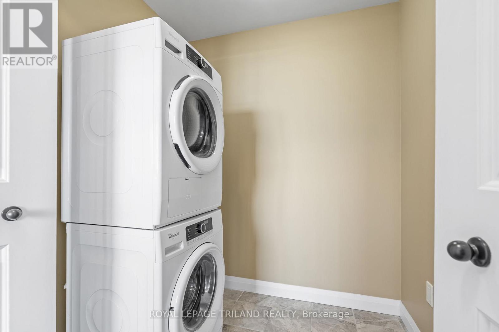 305 - 263 Butler Street, Lucan Biddulph, Ontario  N0M 2J0 - Photo 43 - X12412166