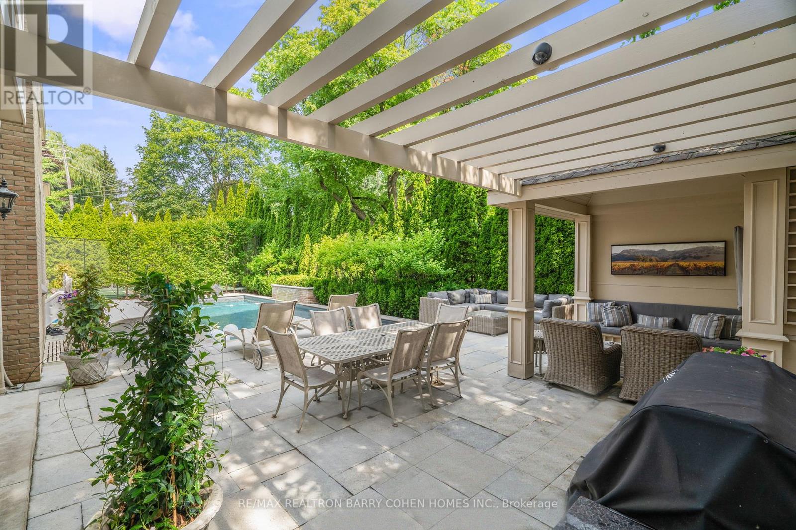 100 Old Forest Hill Road, Toronto, Ontario  M5P 2R5 - Photo 7 - C12411837