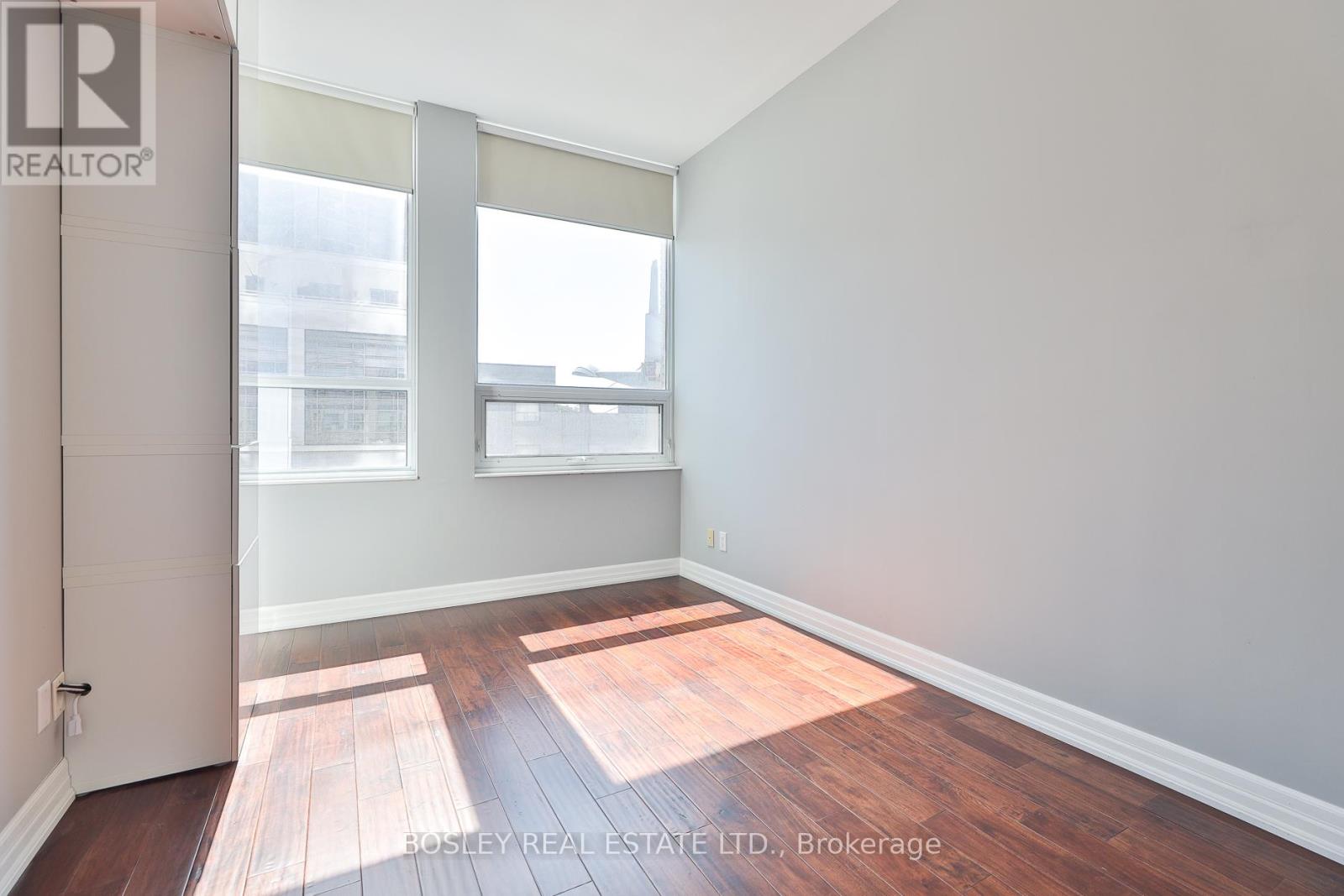 201 - 500 St Clair Avenue W, Toronto, Ontario  M6C 1A8 - Photo 15 - C12411868
