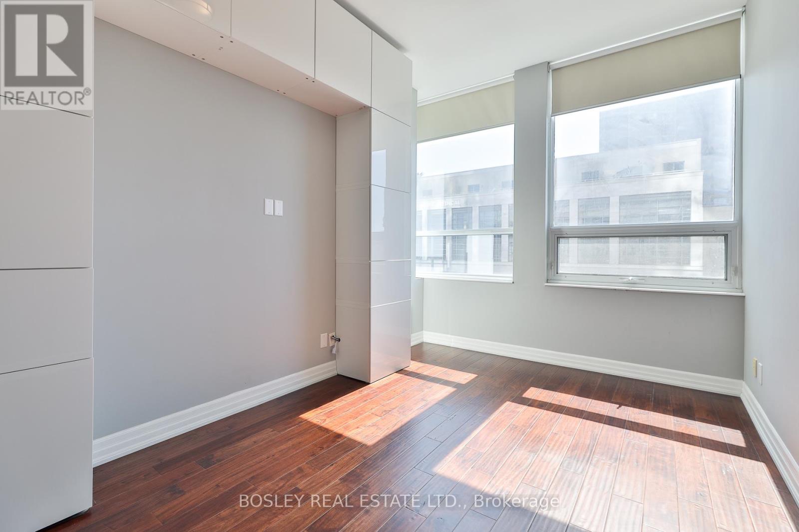 201 - 500 St Clair Avenue W, Toronto, Ontario  M6C 1A8 - Photo 16 - C12411868