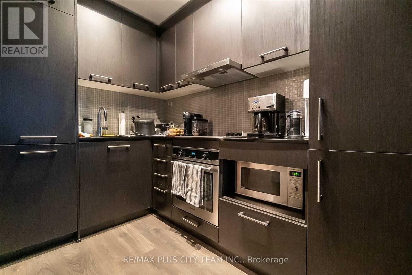 3706 - 87 Peter Street, Toronto, Ontario  M5V 0P1 - Photo 6 - C12411986