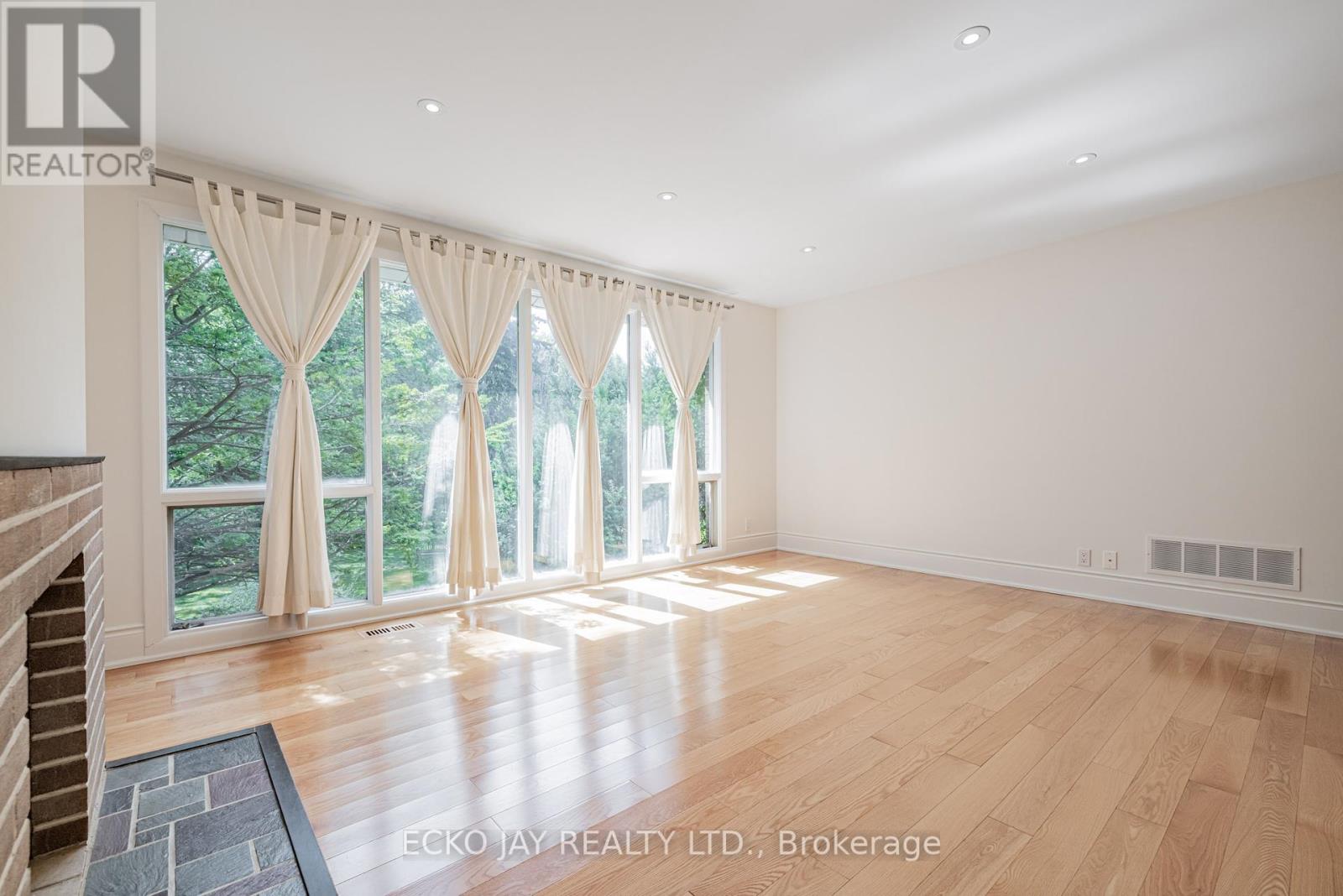 46 Wallingford Road, Toronto, Ontario  M3A 2T9 - Photo 10 - C12412026