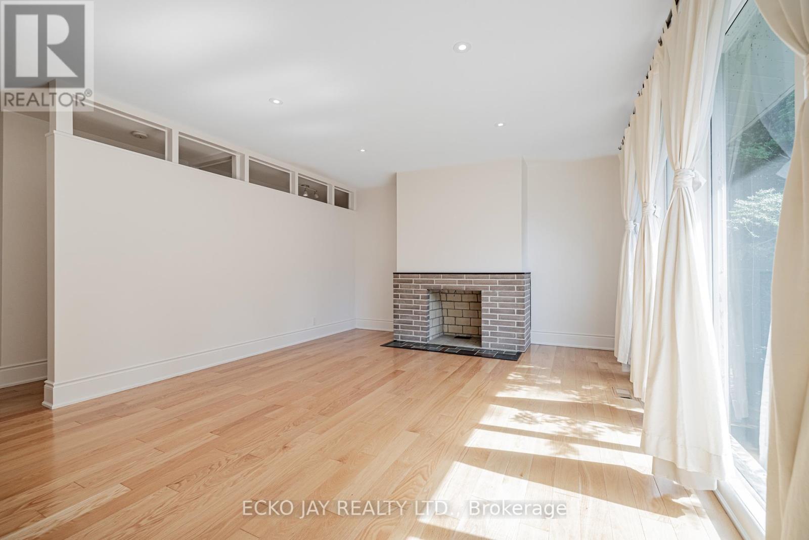 46 Wallingford Road, Toronto, Ontario  M3A 2T9 - Photo 9 - C12412026