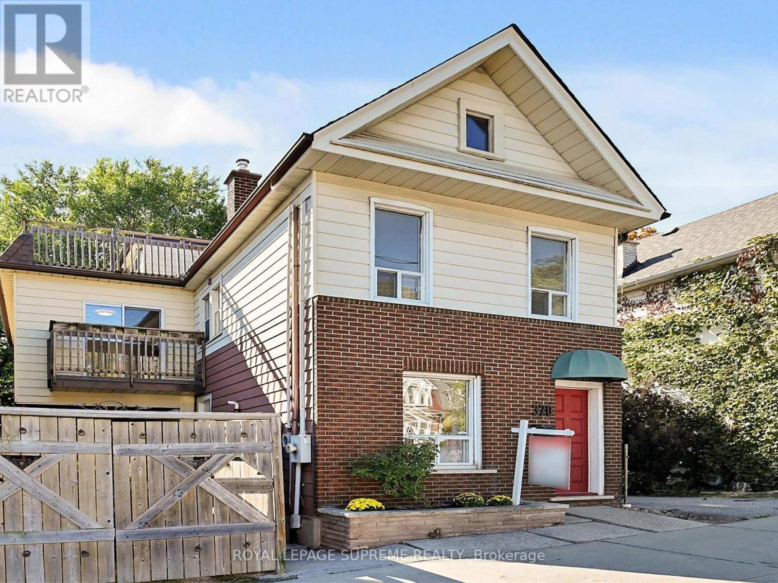 370 Jones Avenue, Toronto (Blake-Jones), Ontario  M4J 3G3 - Photo 2 - E12411899