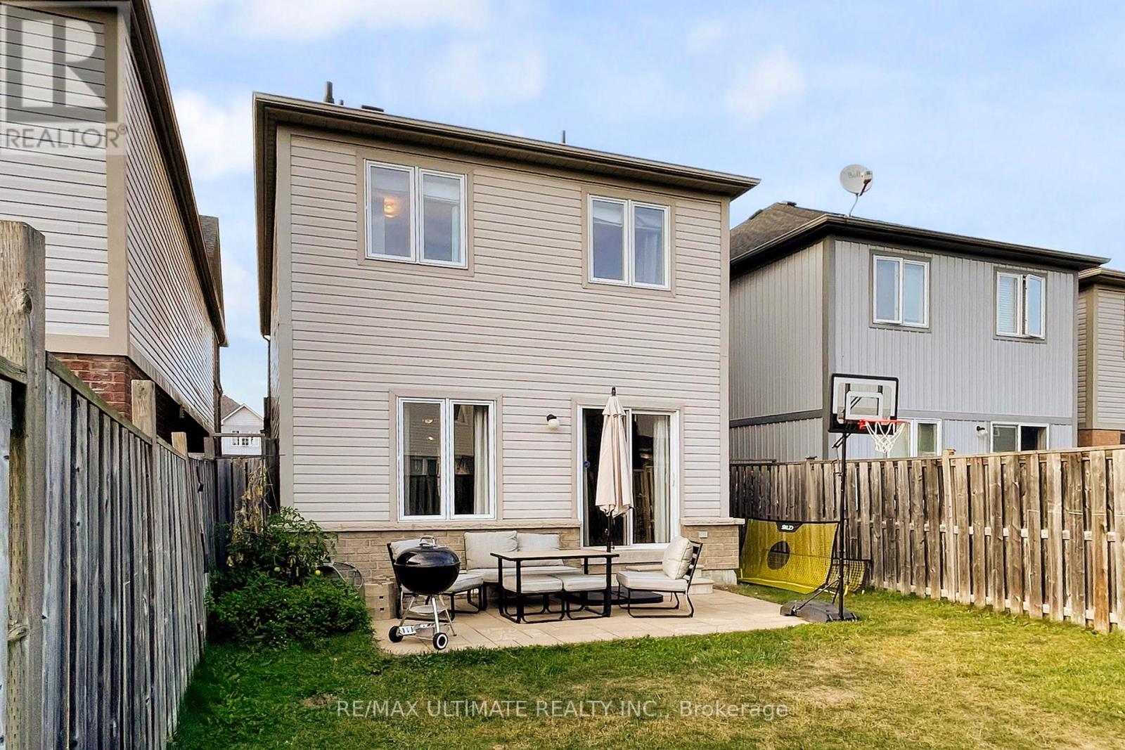 116 Bettina Place, Whitby, Ontario  L1R 0E8 - Photo 37 - E12411902