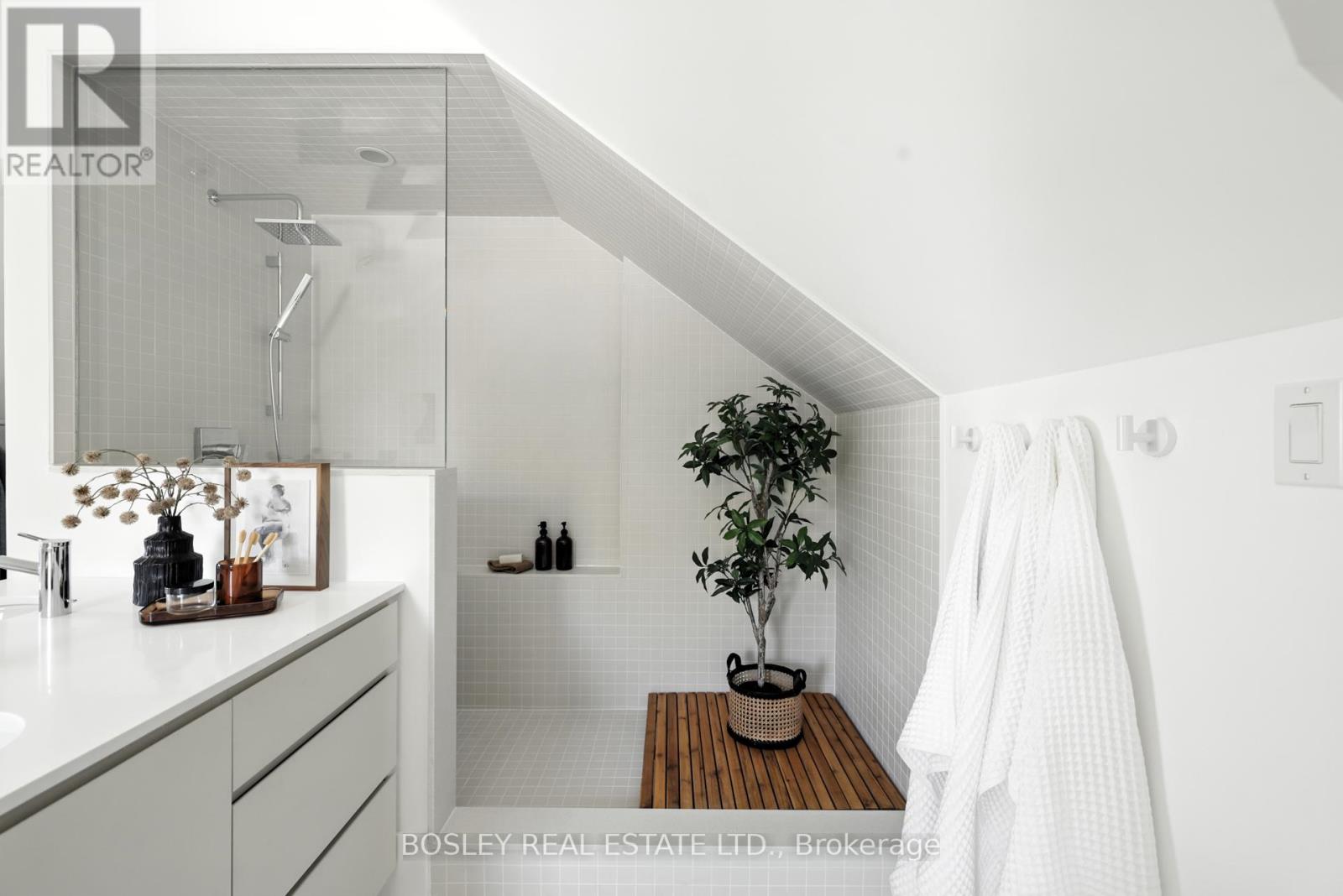 137 Munro Street, Toronto, Ontario  M4M 2B8 - Photo 25 - E12411947