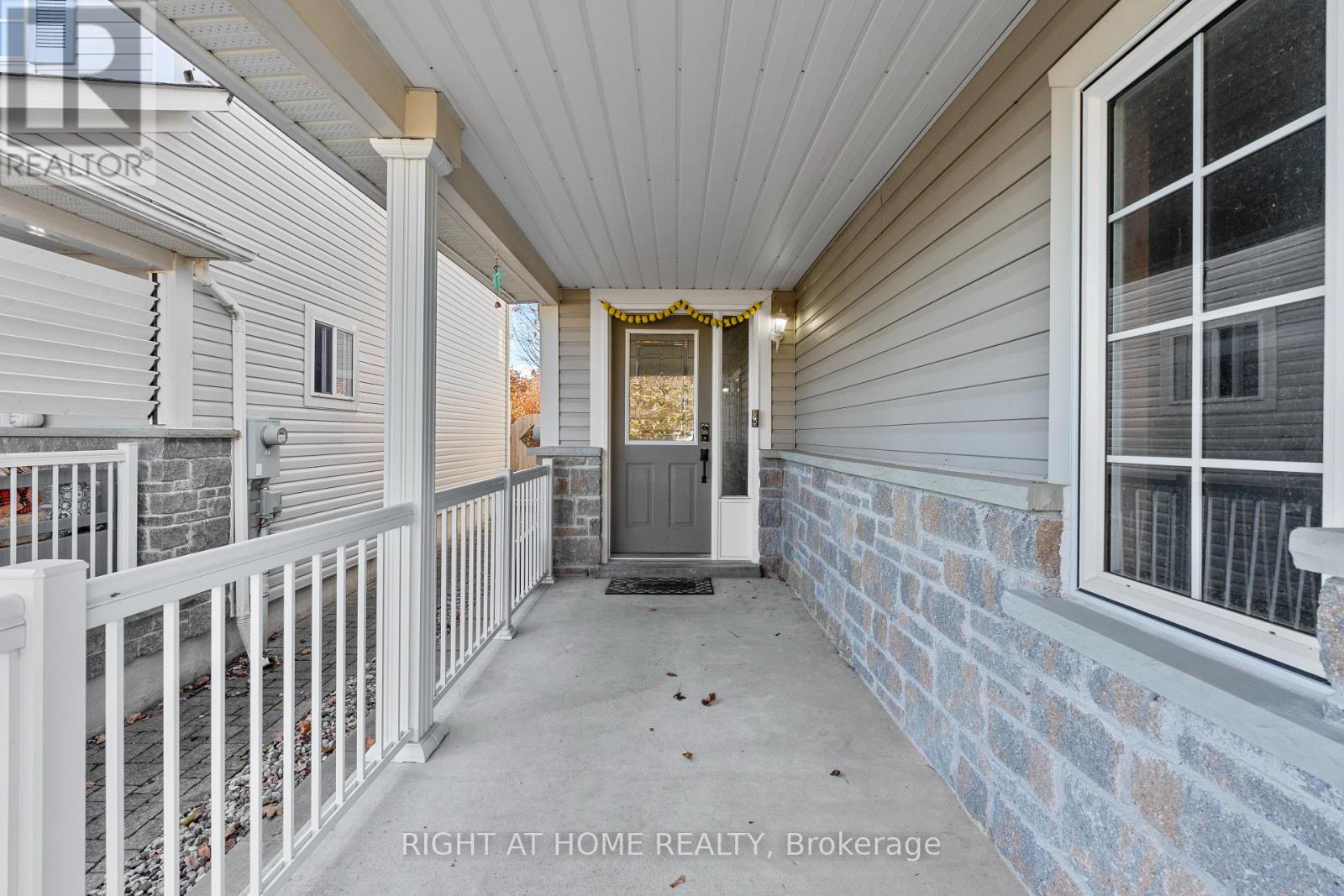 Main & Second 36 Brooking Street, Clarington, Ontario  L1C 5J3 - Photo 2 - E12411985