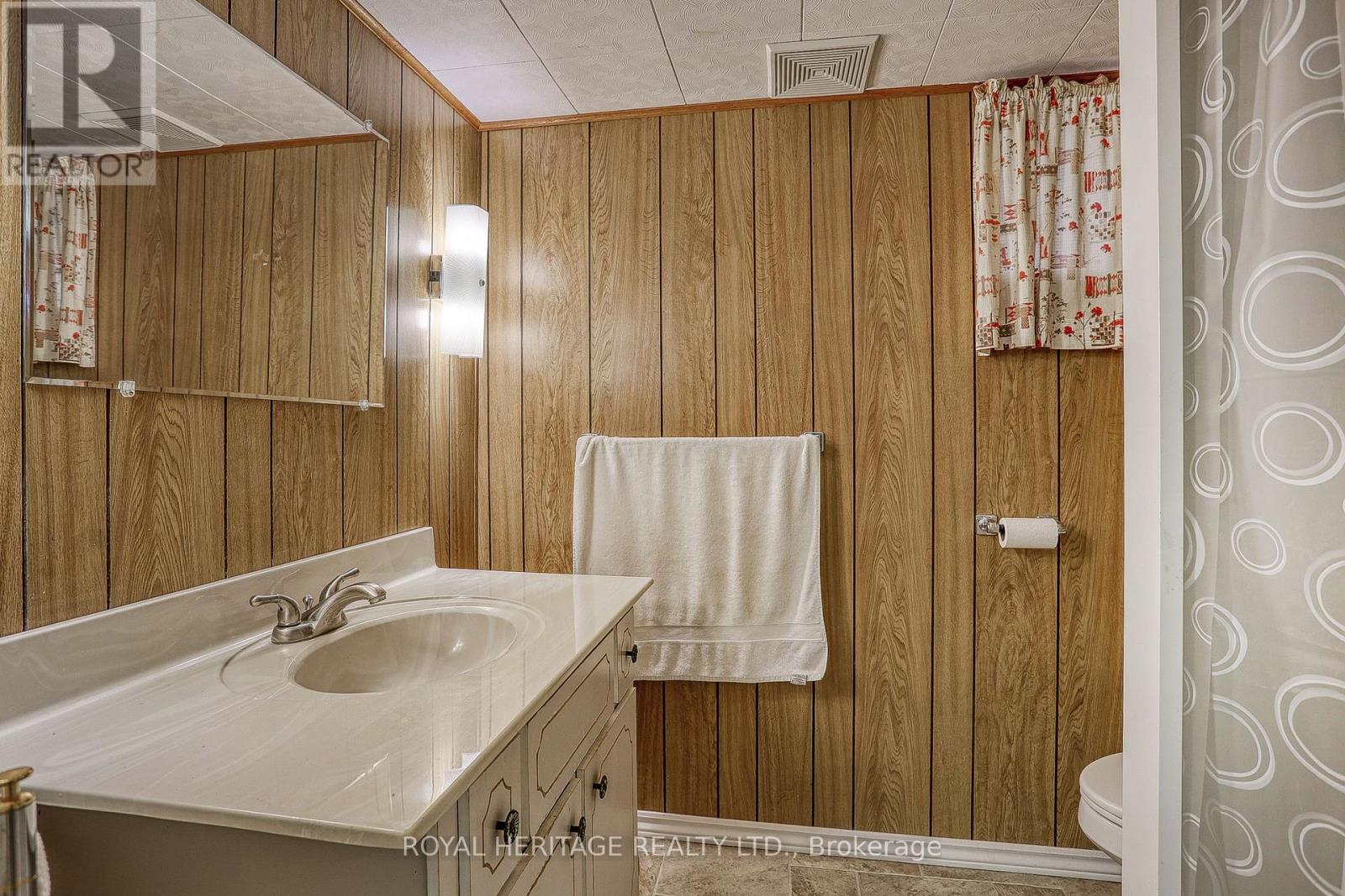 339 Nipigon Street E, Oshawa, Ontario  L1J 4P1 - Photo 37 - E12411997