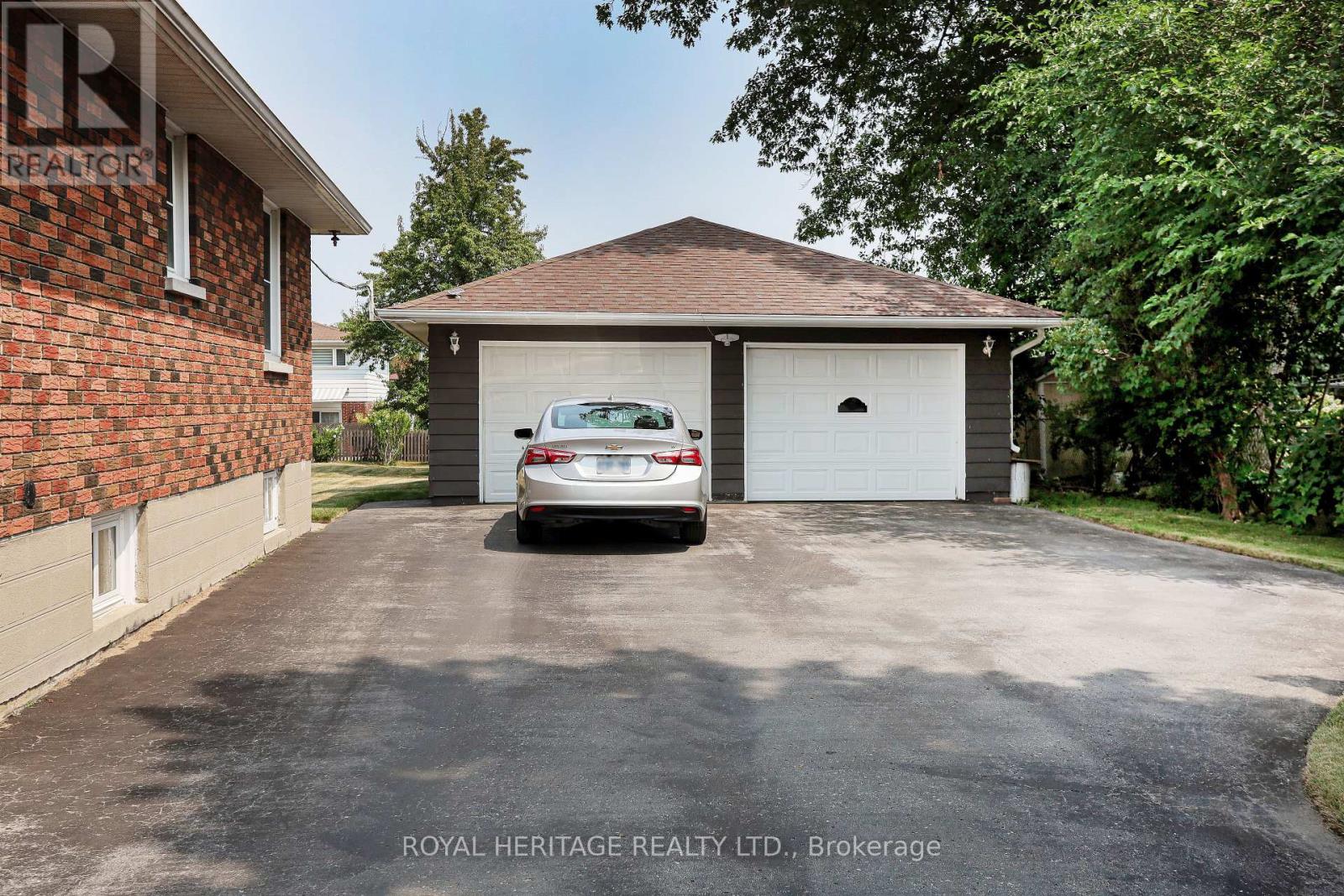 339 Nipigon Street E, Oshawa, Ontario  L1J 4P1 - Photo 41 - E12411997