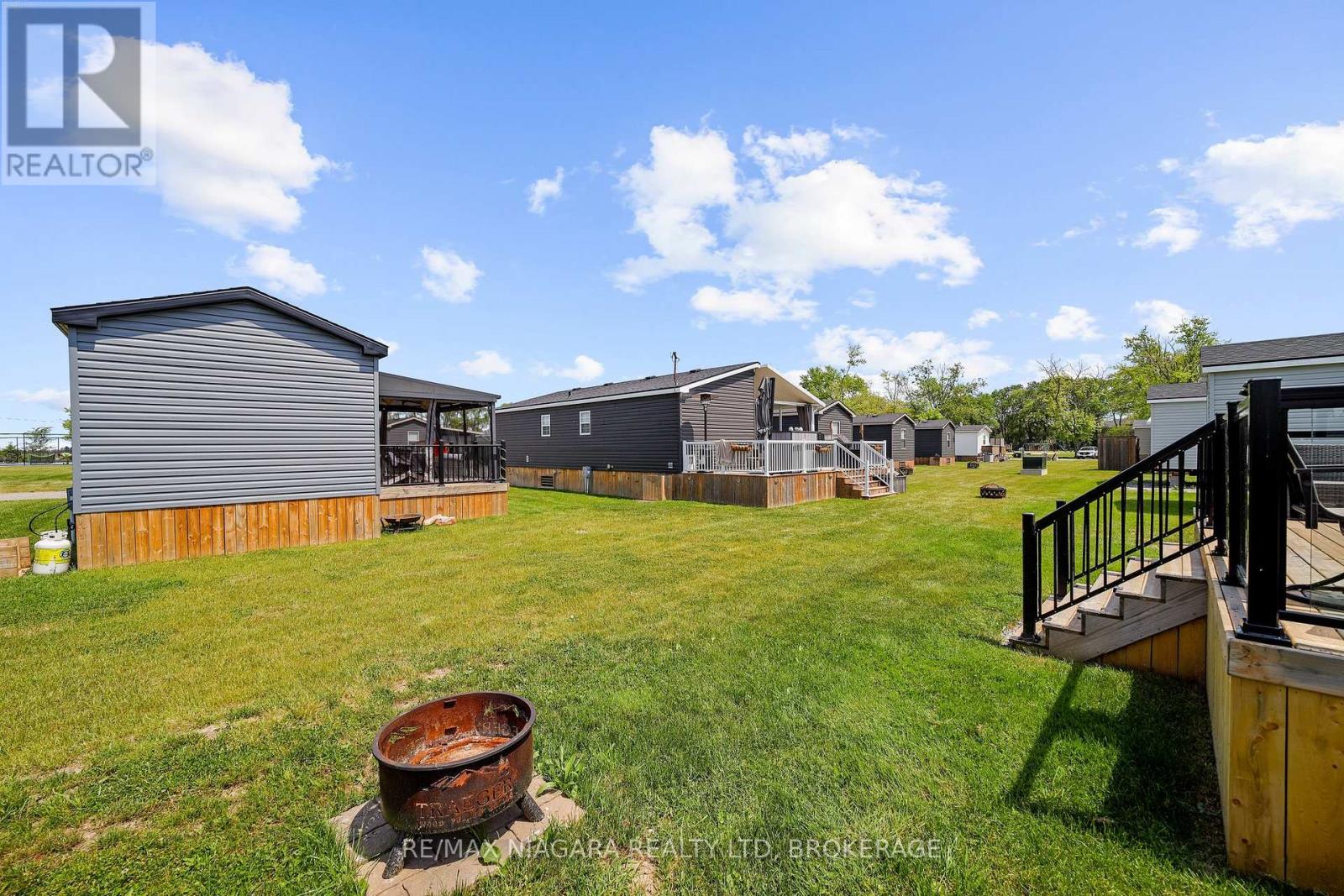 210 - 1501 Line 8 Road, Niagara-On-The-Lake, Ontario  L0S 1L0 - Photo 24 - X12412161