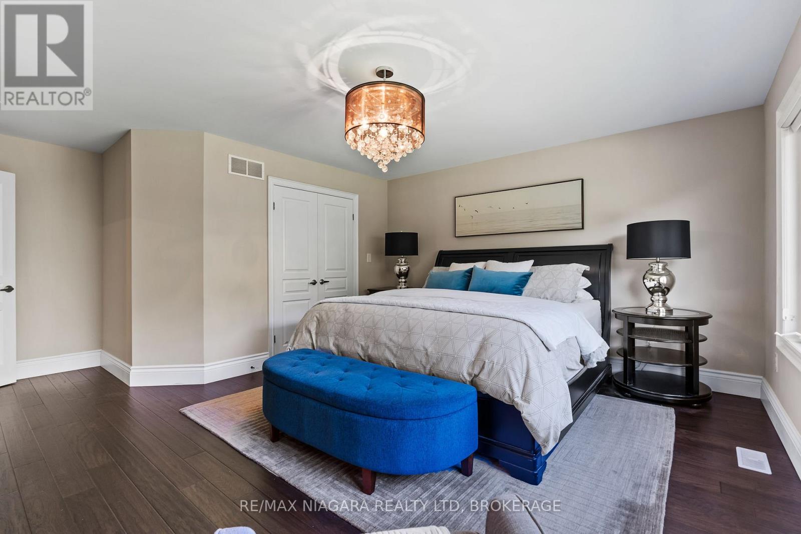 54 Philmori Boulevard, Pelham, Ontario  L0S 1E5 - Photo 25 - X12412168