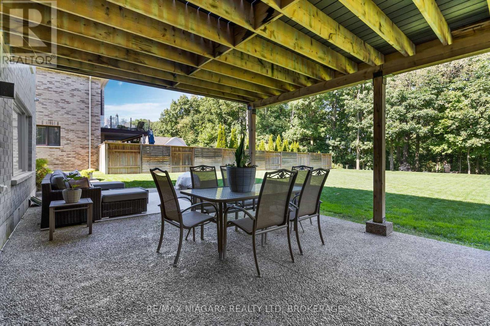 54 Philmori Boulevard, Pelham, Ontario  L0S 1E5 - Photo 41 - X12412168