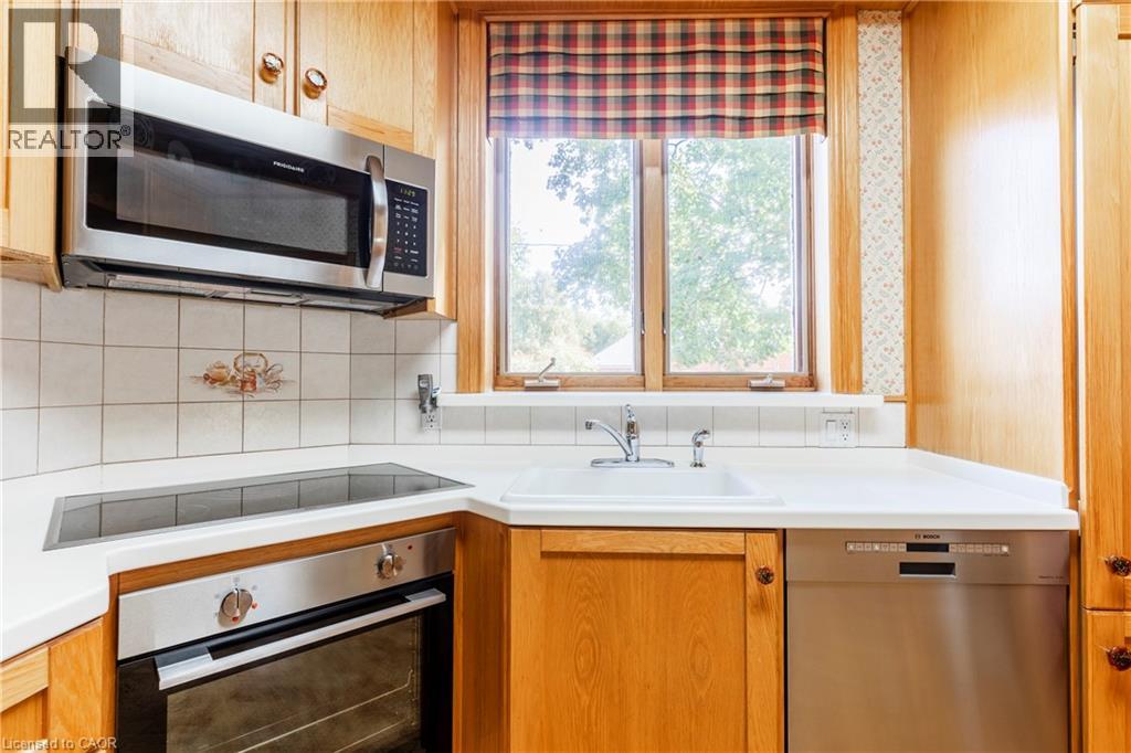 17 Alma Street, Dundas, Ontario  L9H 2C9 - Photo 20 - 40770738