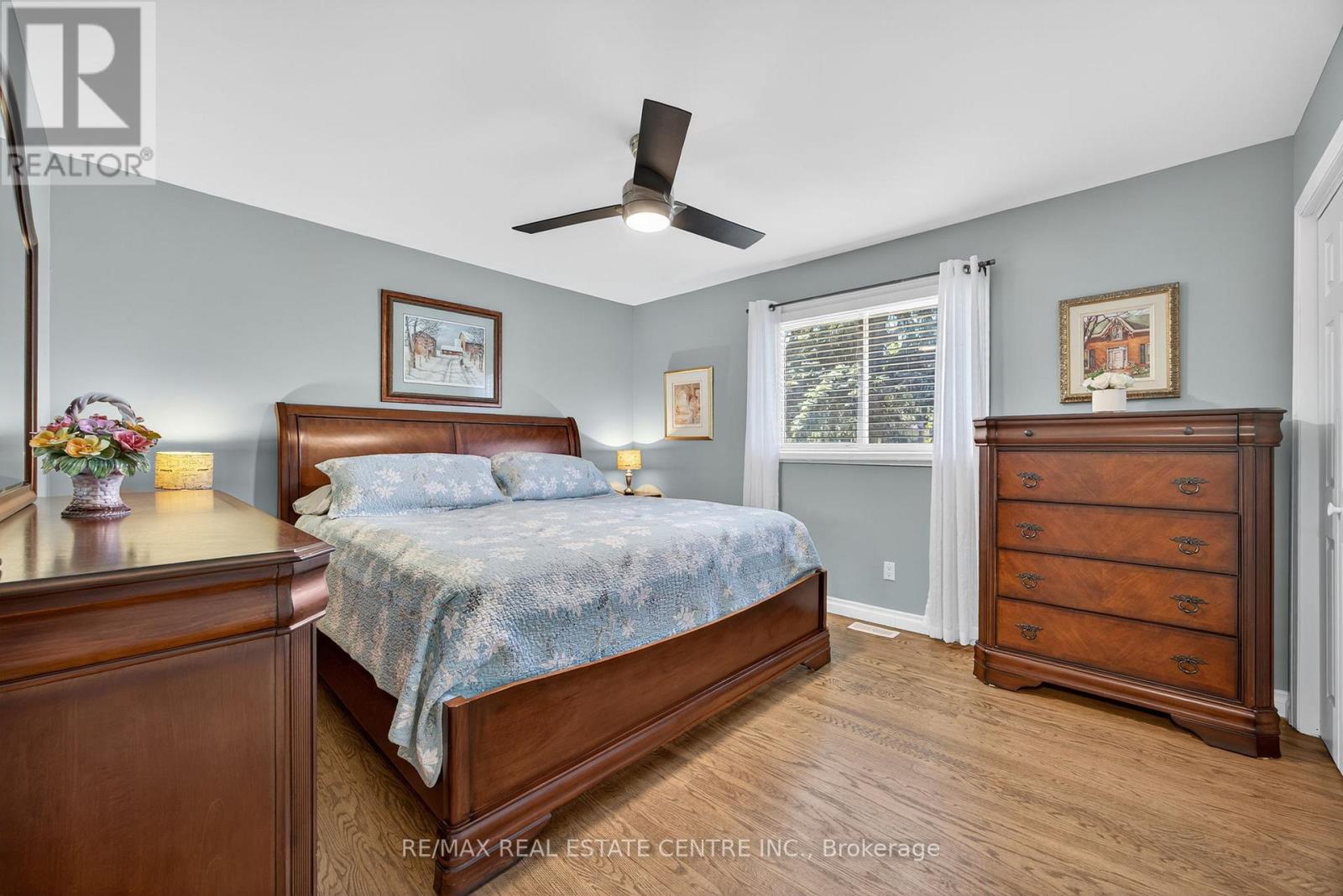 3047 Sandy Cove Drive, Innisfil, Ontario  L9S 2K1 - Photo 15 - N12411835